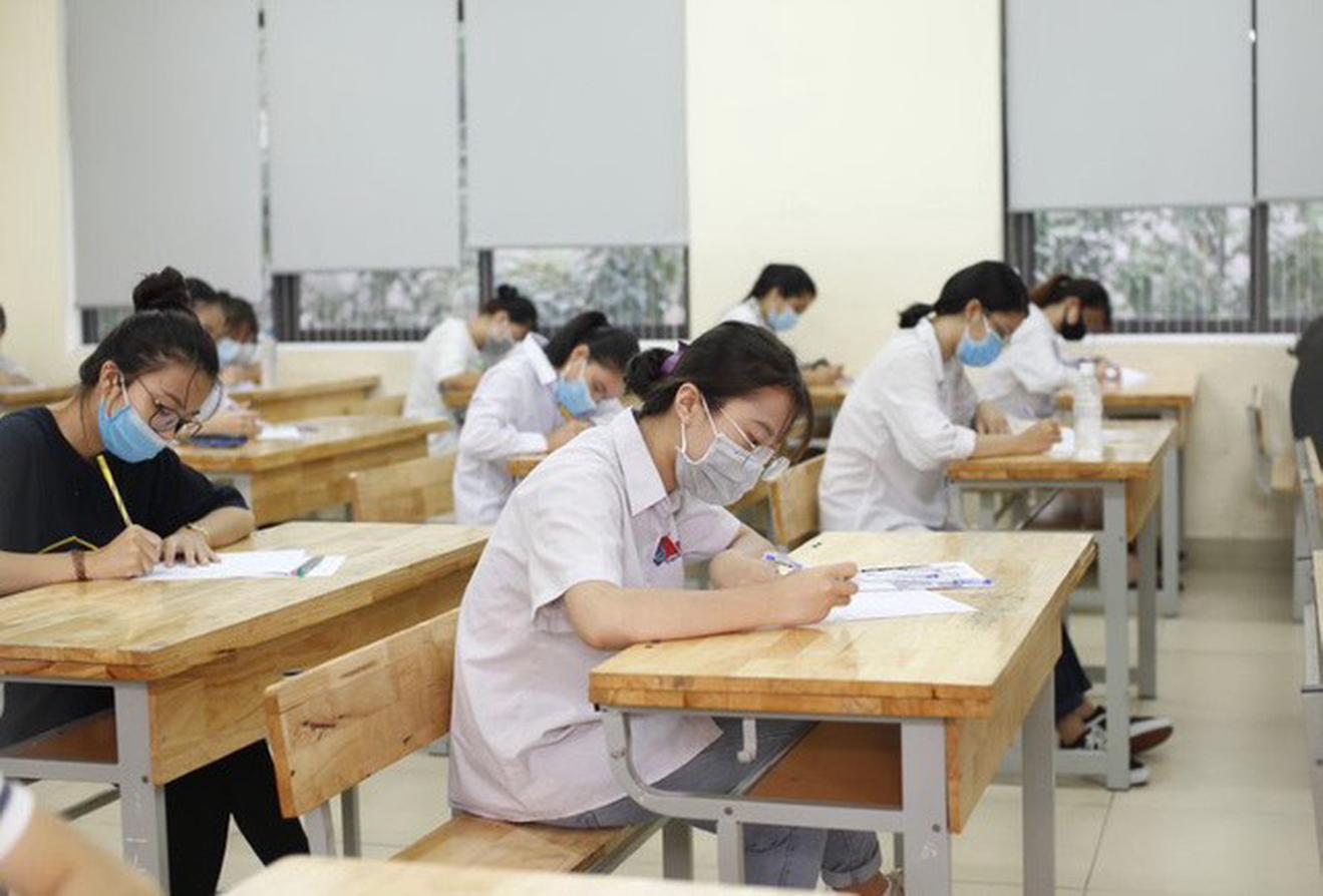 Tổ chức thi, tuyển sinh an toàn, nghiêm túc, minh bạch, khách quan và chất lượng