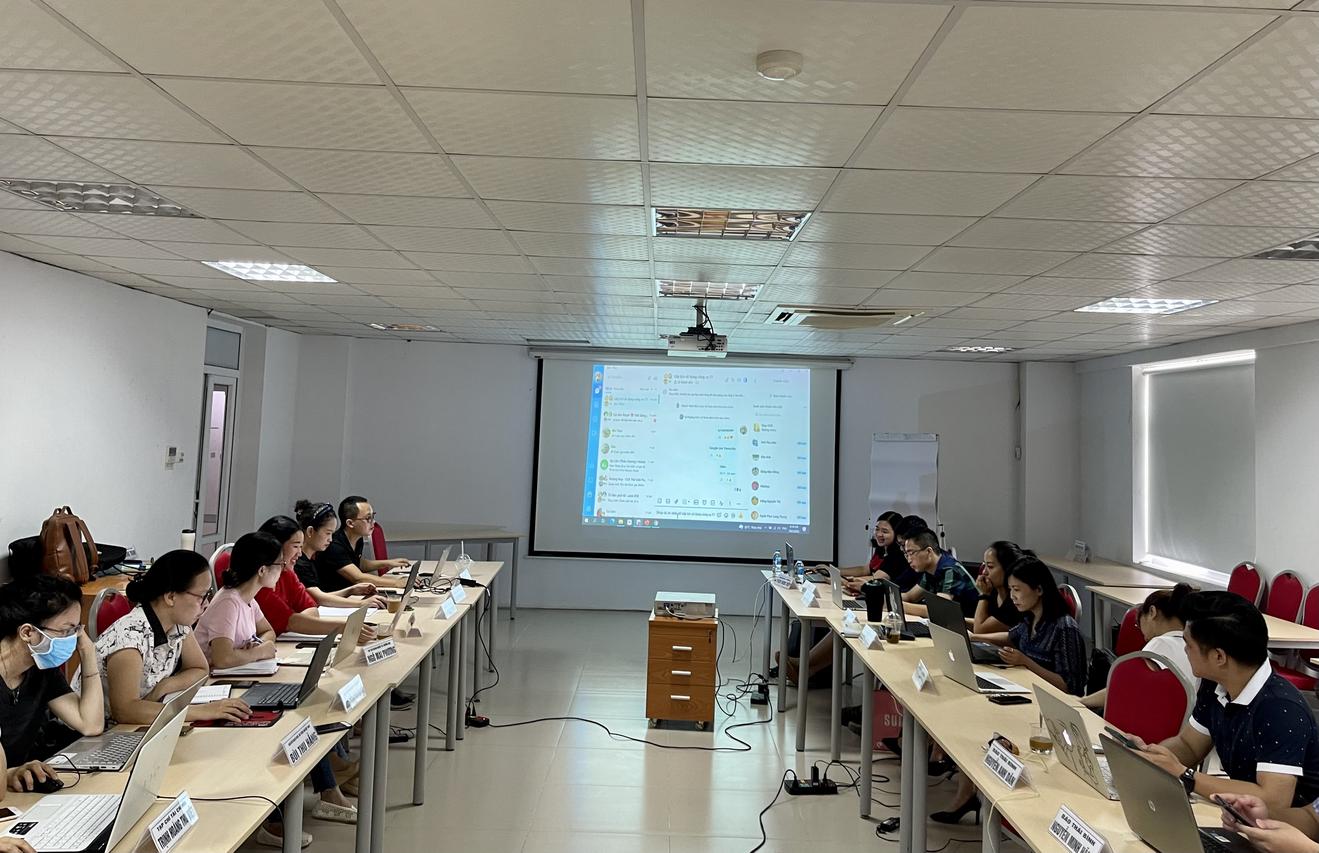 Hoàn thiện kỹ năng sử dụng các công cụ trực tuyến dành cho nhà báo thời đại số