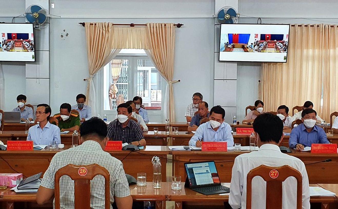 Đổi mới công tác luân chuyển cán bộ, bảo đảm công khai, minh bạch, công bằng
