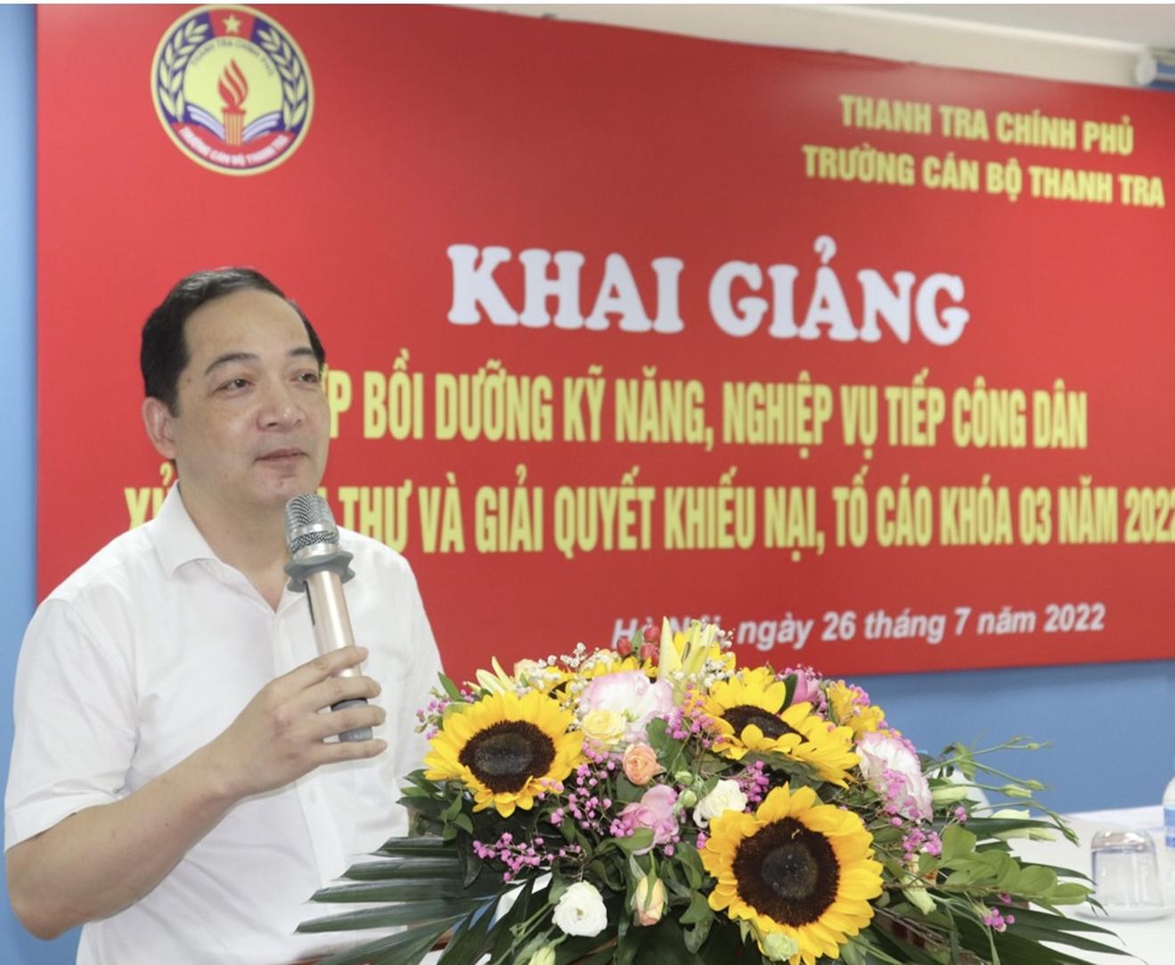 Kỹ năng, nghiệp vụ tiếp công dân, xử lý đơn thư và giải quyết khiếu nại, tố cáo 