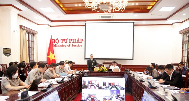 Nâng cao tỷ lệ thu hồi tiền, tài sản bị chiếm đoạt trong các vụ án hình sự về tham nhũng, kinh tế trong công tác THADS. Ảnh: VGP/Lê Sơn