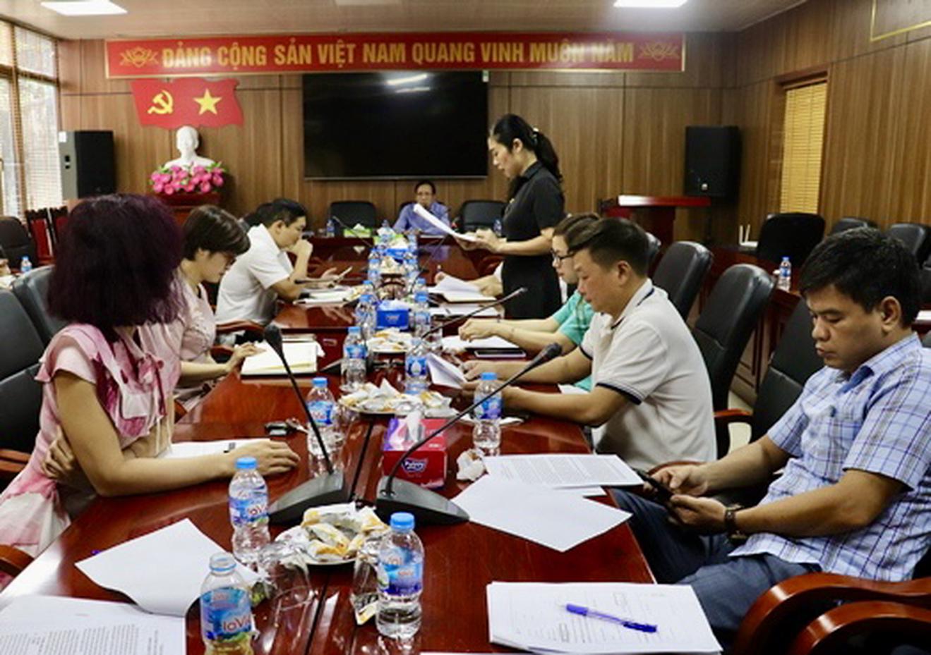 Kinh nghiệm ứng dụng khảo sát điều tra xã hội học trực tuyến trong nghiên cứu khoa học