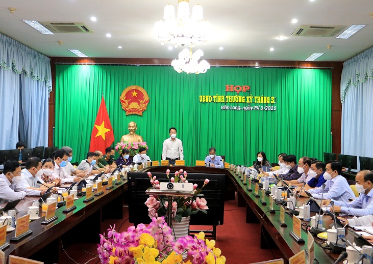 Chủ tịch UBND tỉnh Vĩnh Long yêu cầu tăng cường công tác kiểm tra, giám sát và xử lý nghiêm thuốc giả, thuốc kém chất lượng (Ảnh: CTTĐT.VL)
