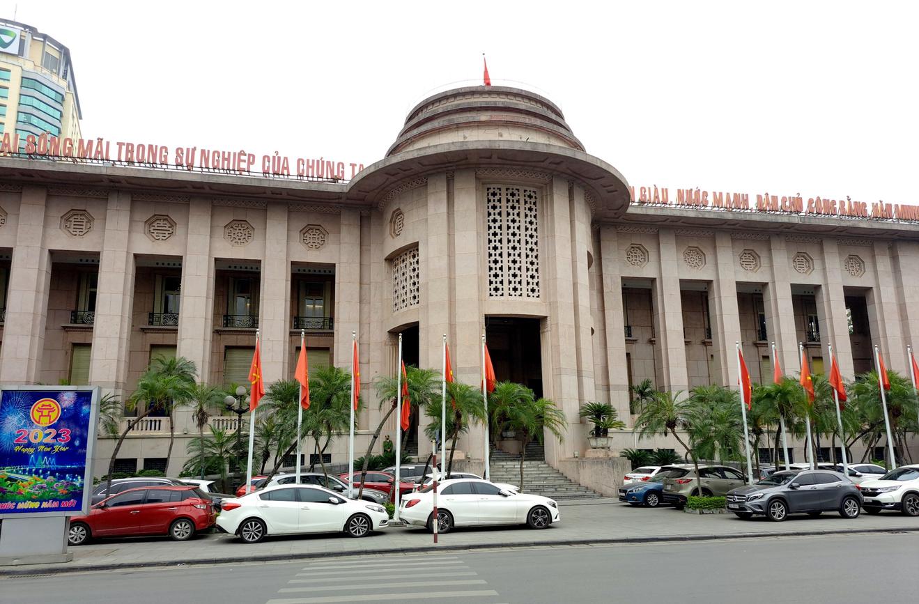 Bị ngân hàng “ép” mua bảo hiểm, cần báo cơ quan nào?