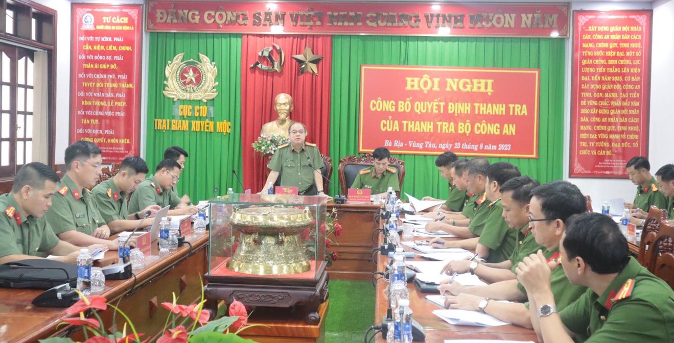 Thanh tra hành chính Trại giam Xuyên Mộc