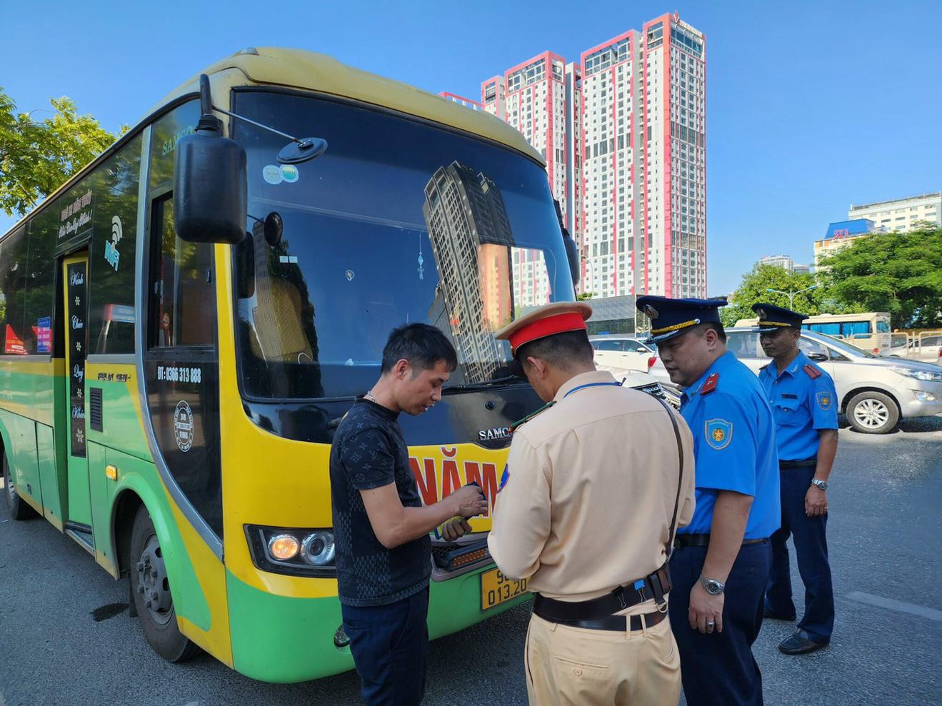 Đề nghị Công an địa phương phối hợp xử lý vi phạm kinh doanh vận tải