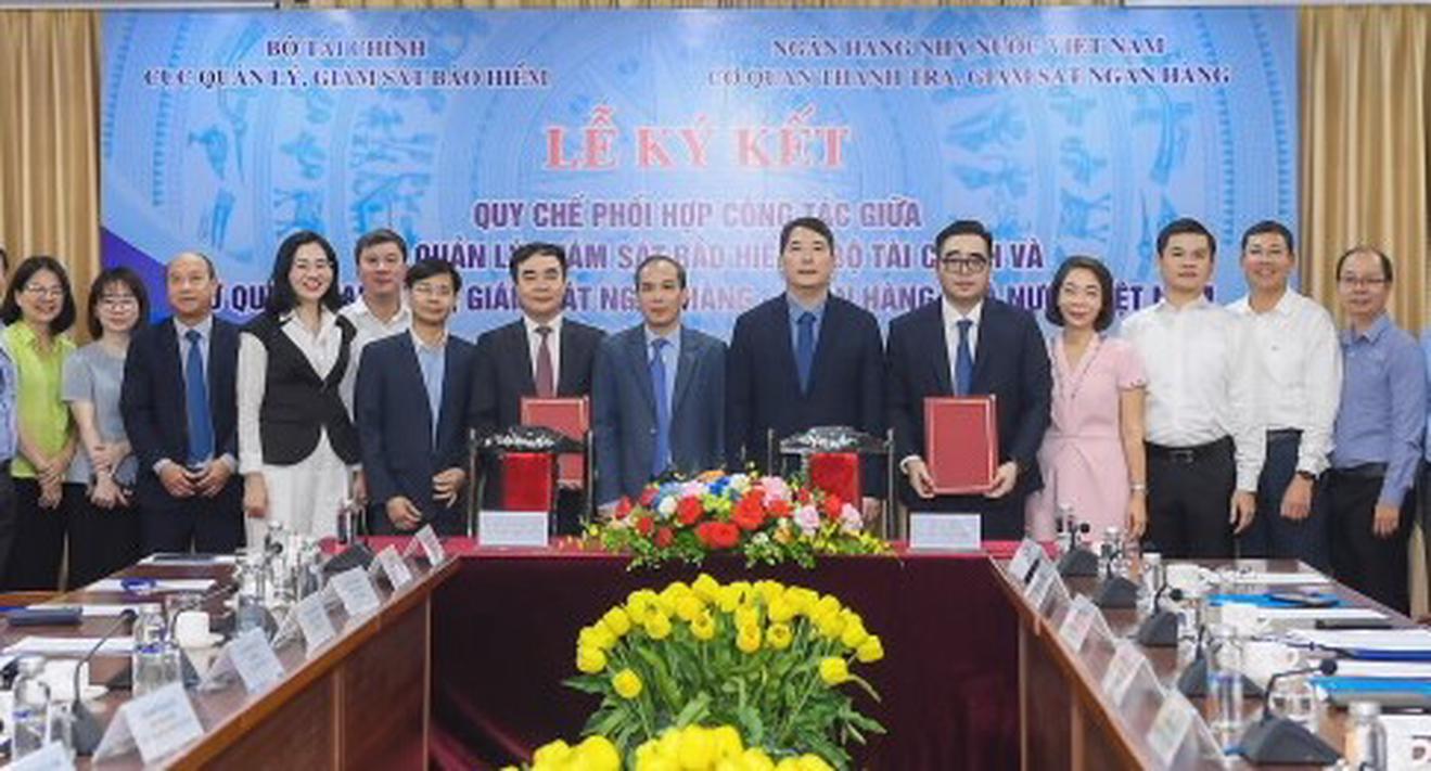 Ngân hàng Nhà nước và Bộ Tài chính ký quy chế phối hợp về bảo hiểm