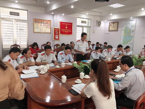 Quang cảnh buổi làm việc tại đơn vị (ảnh: Ngọc Xinh)