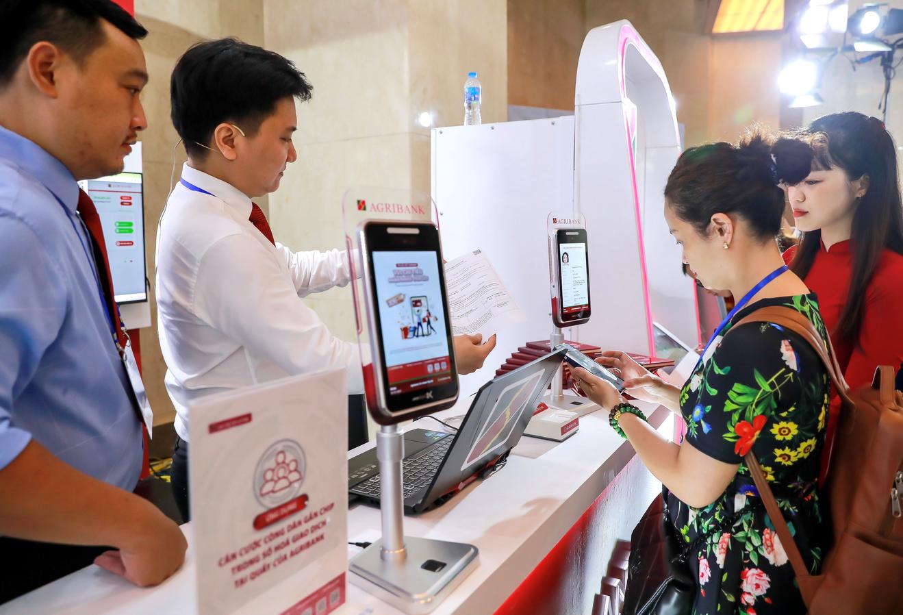 Quy định mới về cung cấp thông tin dân cư trong lĩnh vực ngân hàng