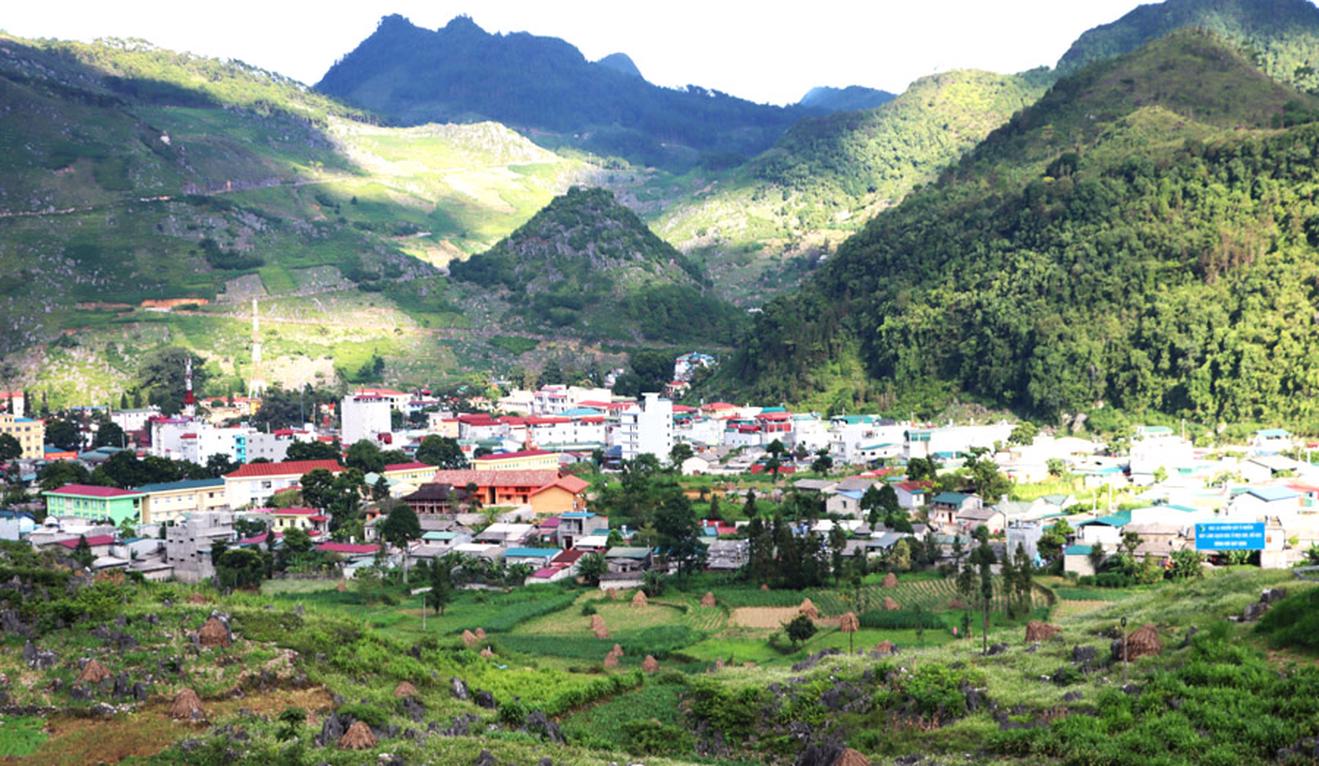 Mèo Vạc - Hà Giang: Sai phạm hàng trăm triệu đồng