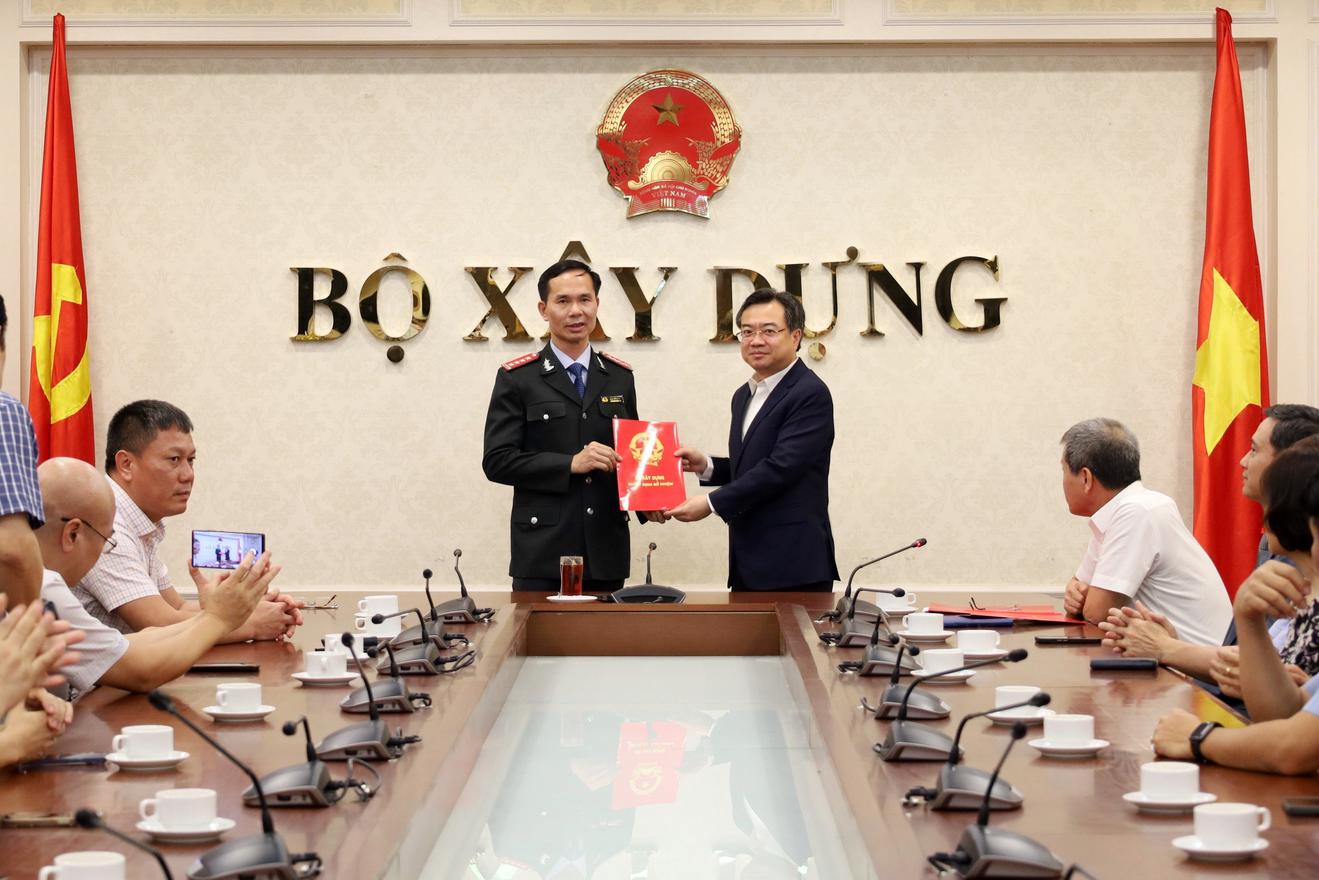 Bổ nhiệm ông Chu Hồng Uy giữ chức Chánh Thanh tra Bộ Xây dựng