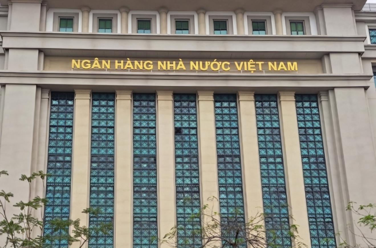 Hy vọng Ngân hàng Nhà nước không vi phạm như Bộ Giáo dục và Đào tạo!