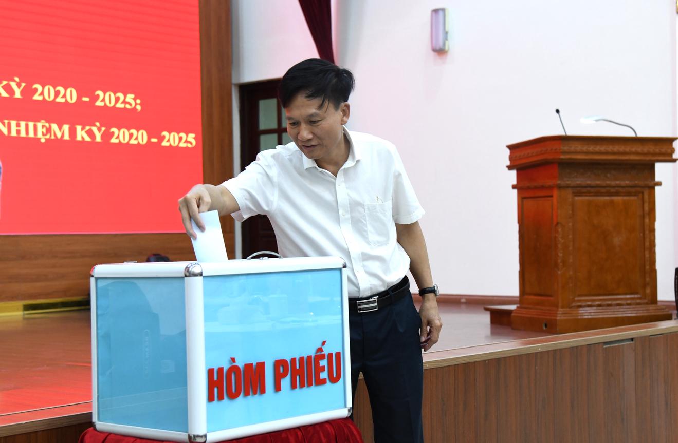 Hội nghị kiện toàn Phó Bí thư Đảng ủy và bổ sung quy hoạch Ban Chấp hành Đảng bộ nhiệm kỳ 2020 - 2025