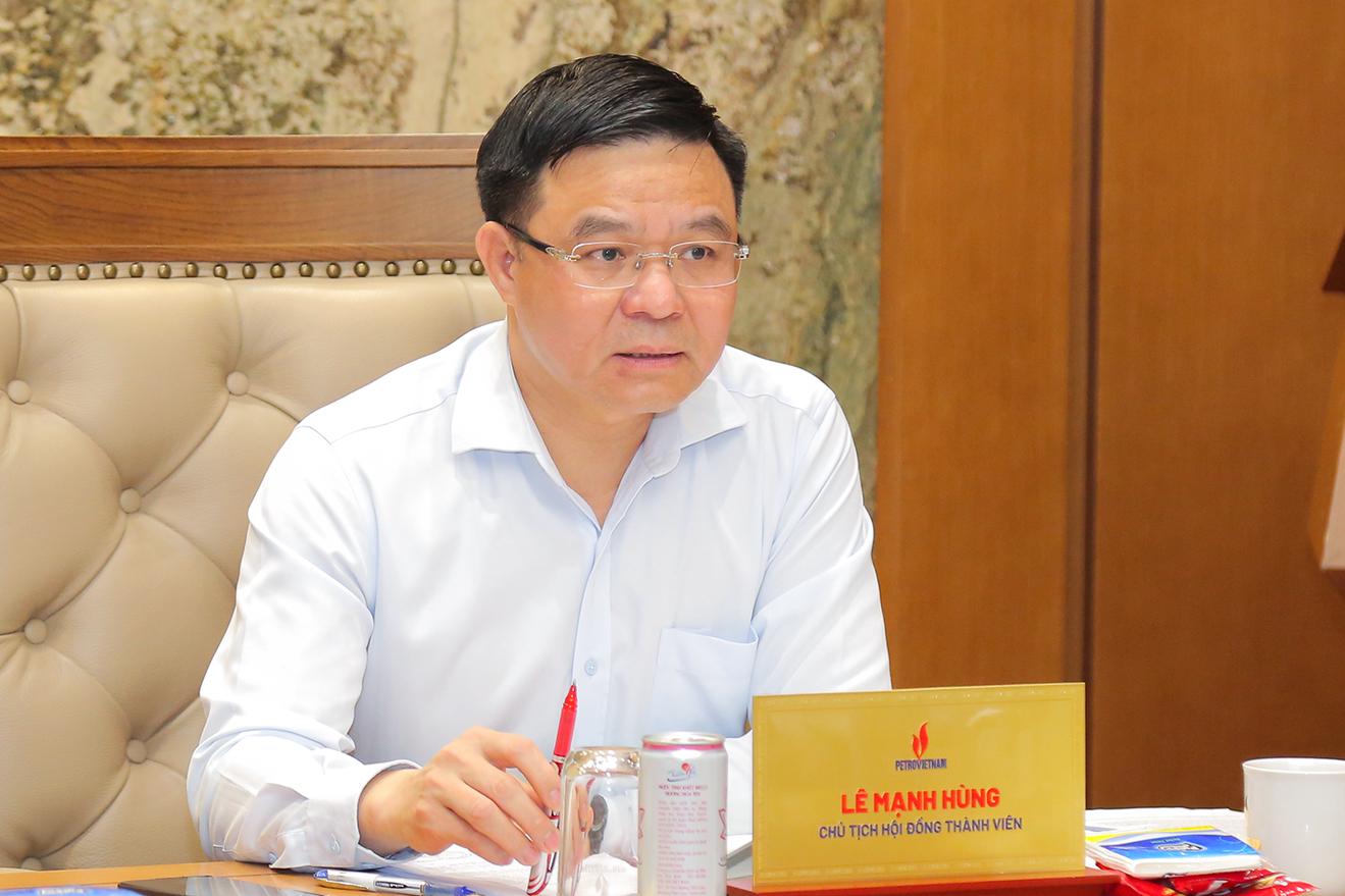 Petrovietnam tiếp tục duy trì tăng trưởng khi giá dầu đảo chiều giảm mạnh 