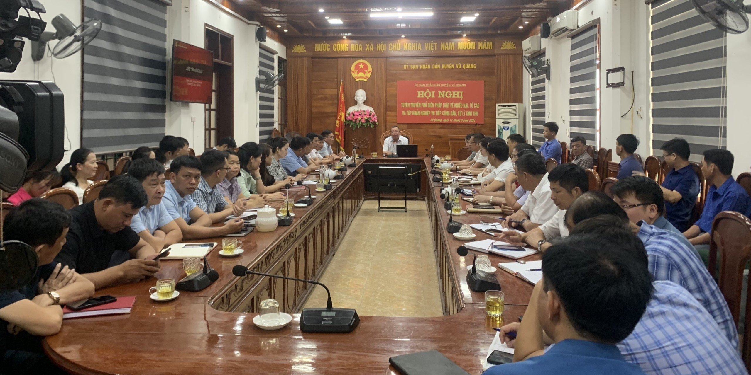 Toàn cảnh Hội nghị