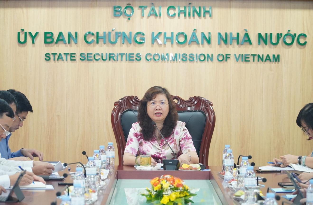 Tăng cường thanh tra để minh bạch thị trường chứng khoán