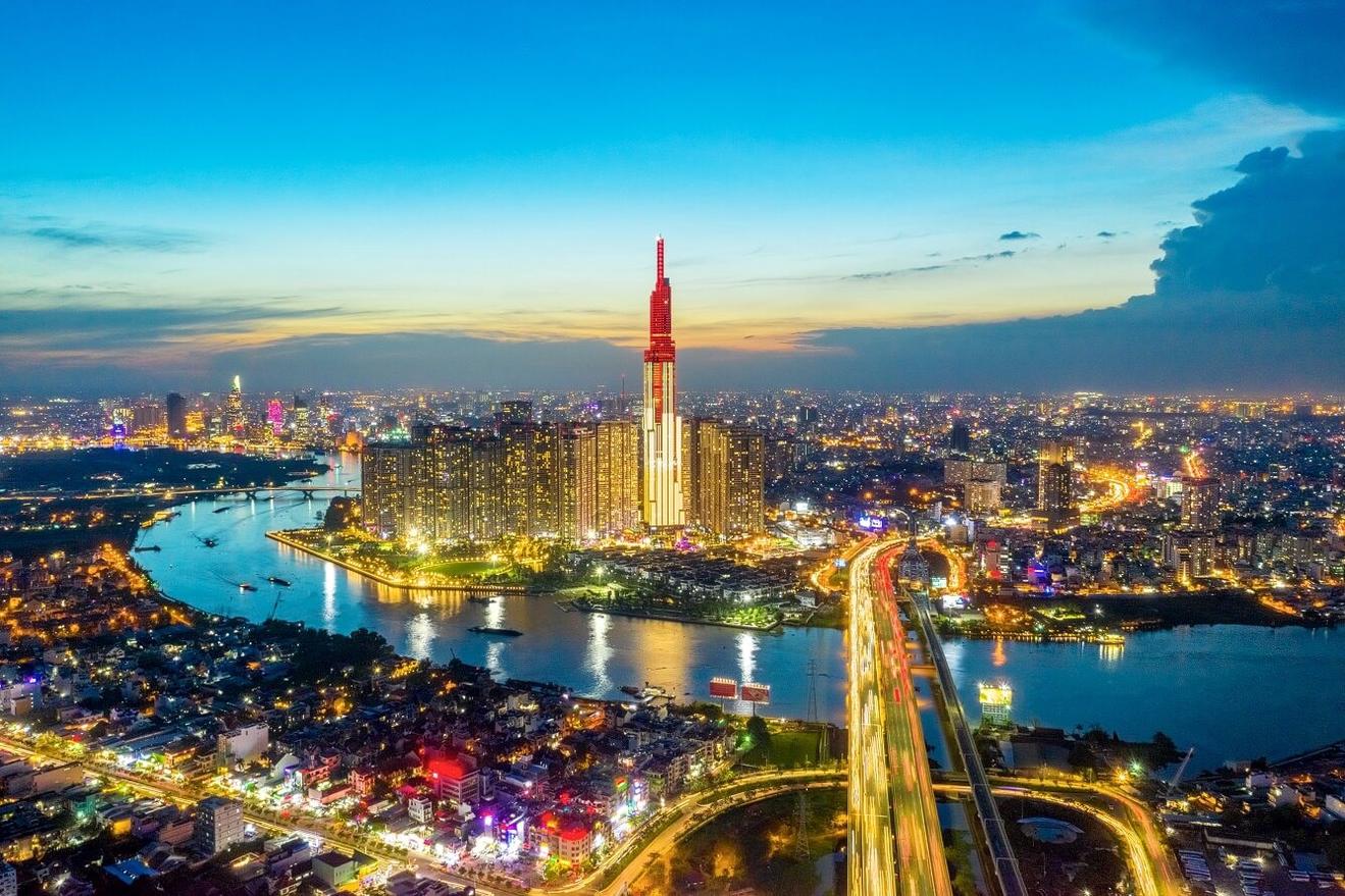 Thành phố Hồ Chí Minh được phân cấp quản lý nhà nước trên 8 lĩnh vực