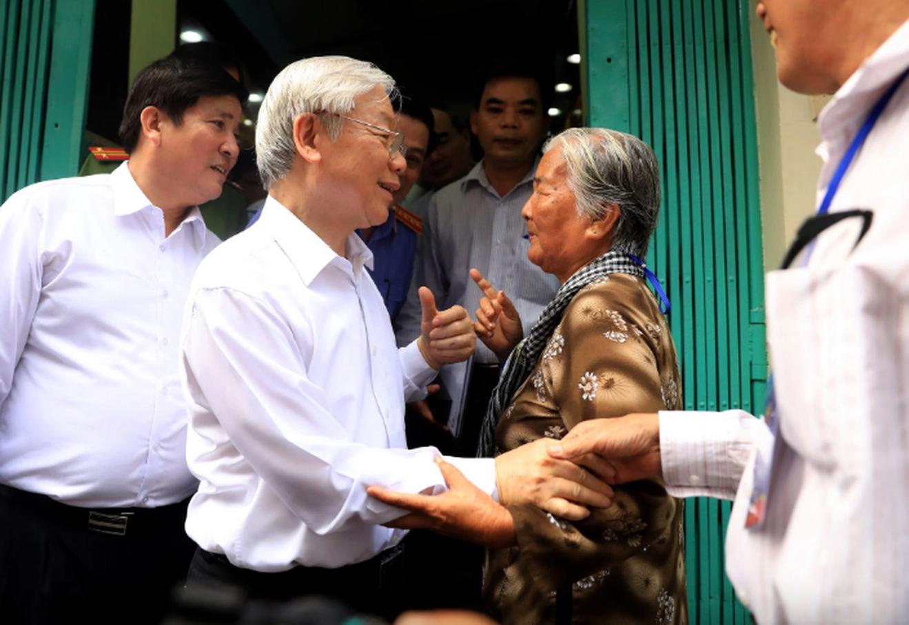 Tổng Bí thư Nguyễn Phú Trọng - nhà lãnh đạo được Nhân dân yêu mến