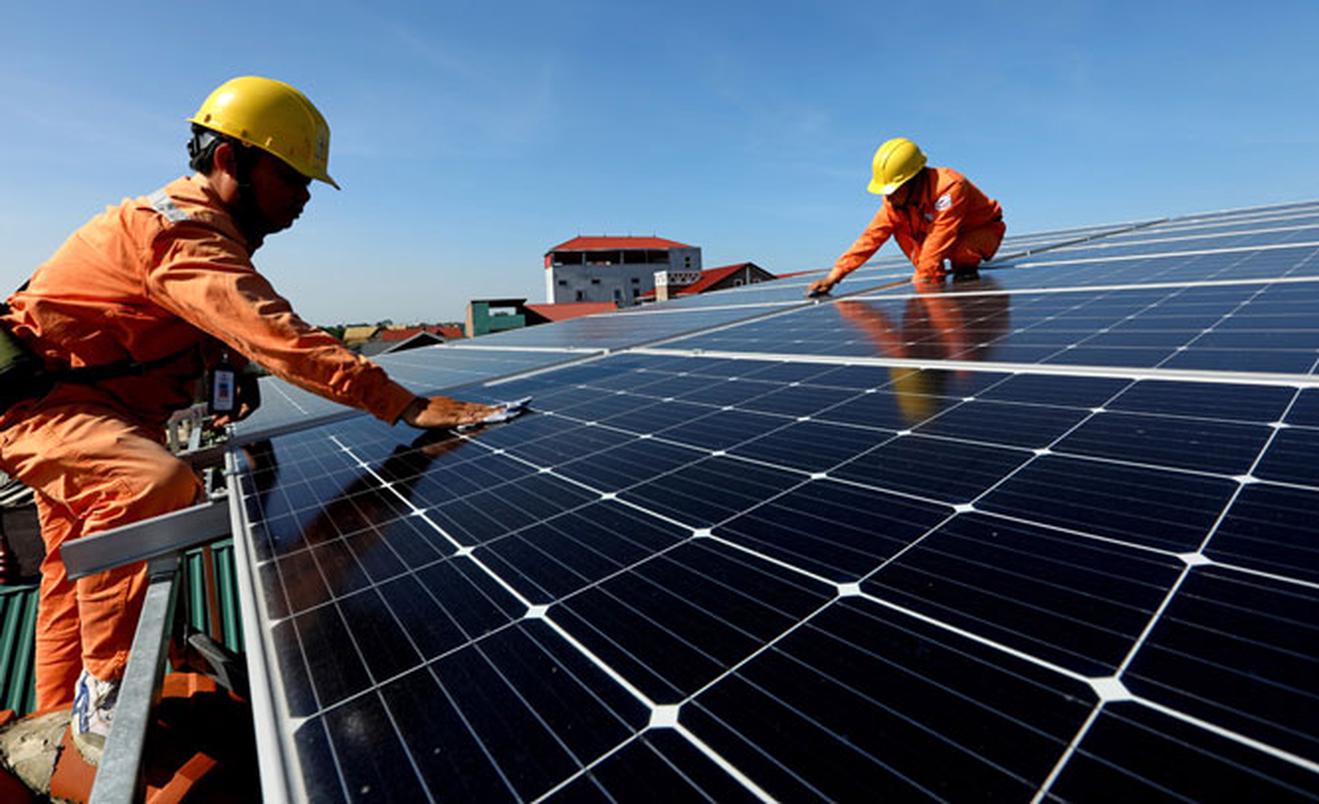 Điện mặt trời mái nhà được bán không quá 10-20% tổng công suất