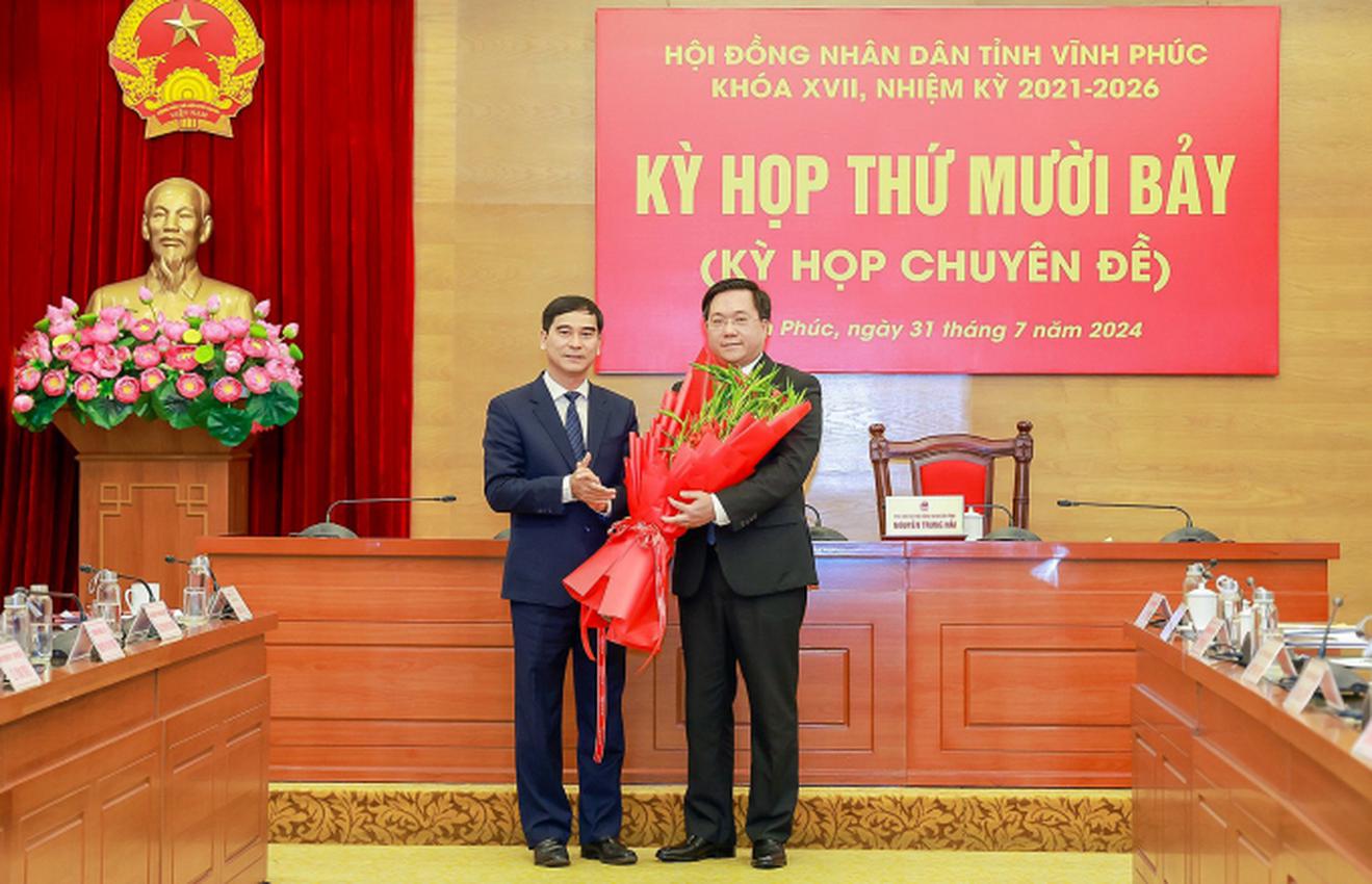 Ông Trần Duy Đông giữ chức Chủ tịch UBND tỉnh Vĩnh Phúc