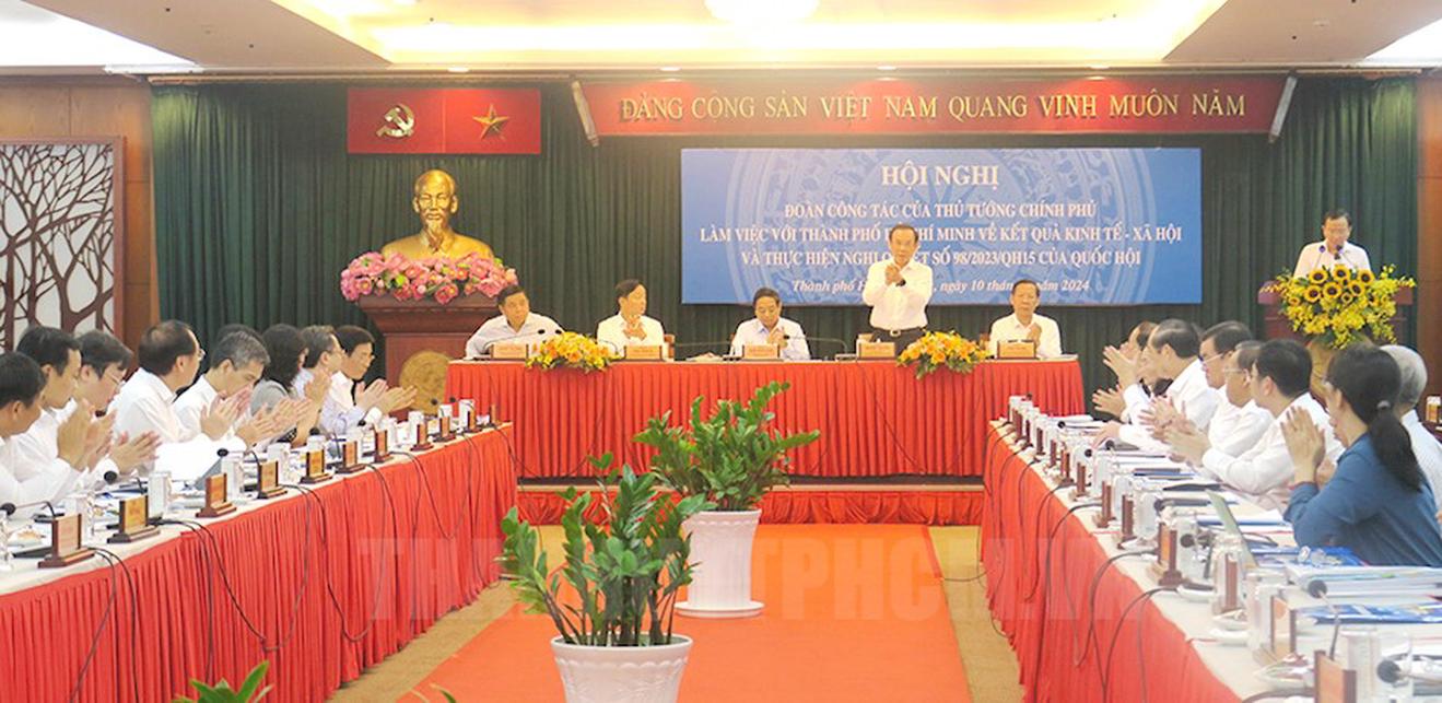 Thủ tướng Chính phủ Phạm Minh Chính làm việc với Thành phố Hồ Chí Minh
