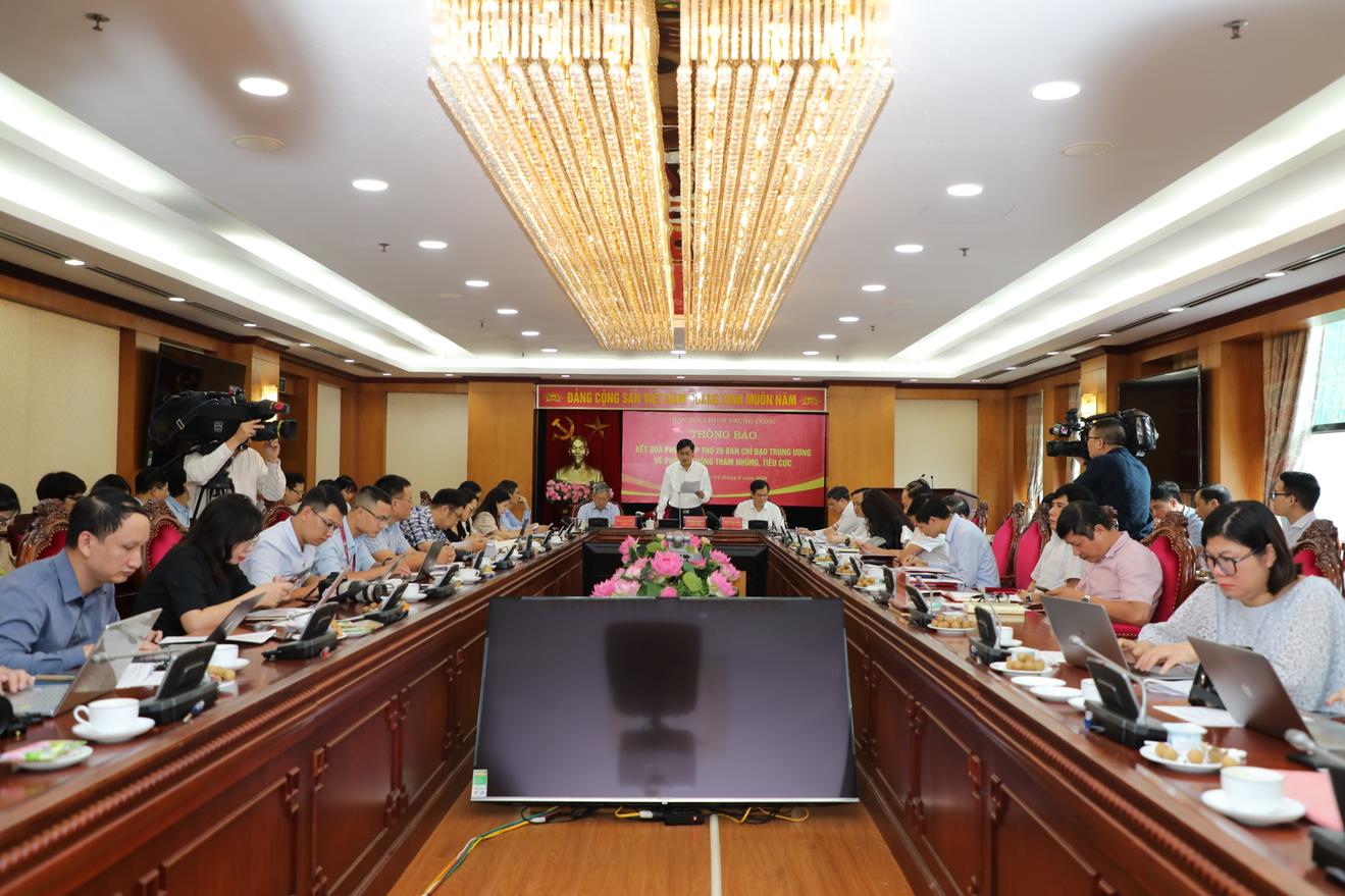 Vụ án Phúc Sơn, Thuận An: Khởi tố 31 bị can, thu giữ hàng trăm tỉ đồng