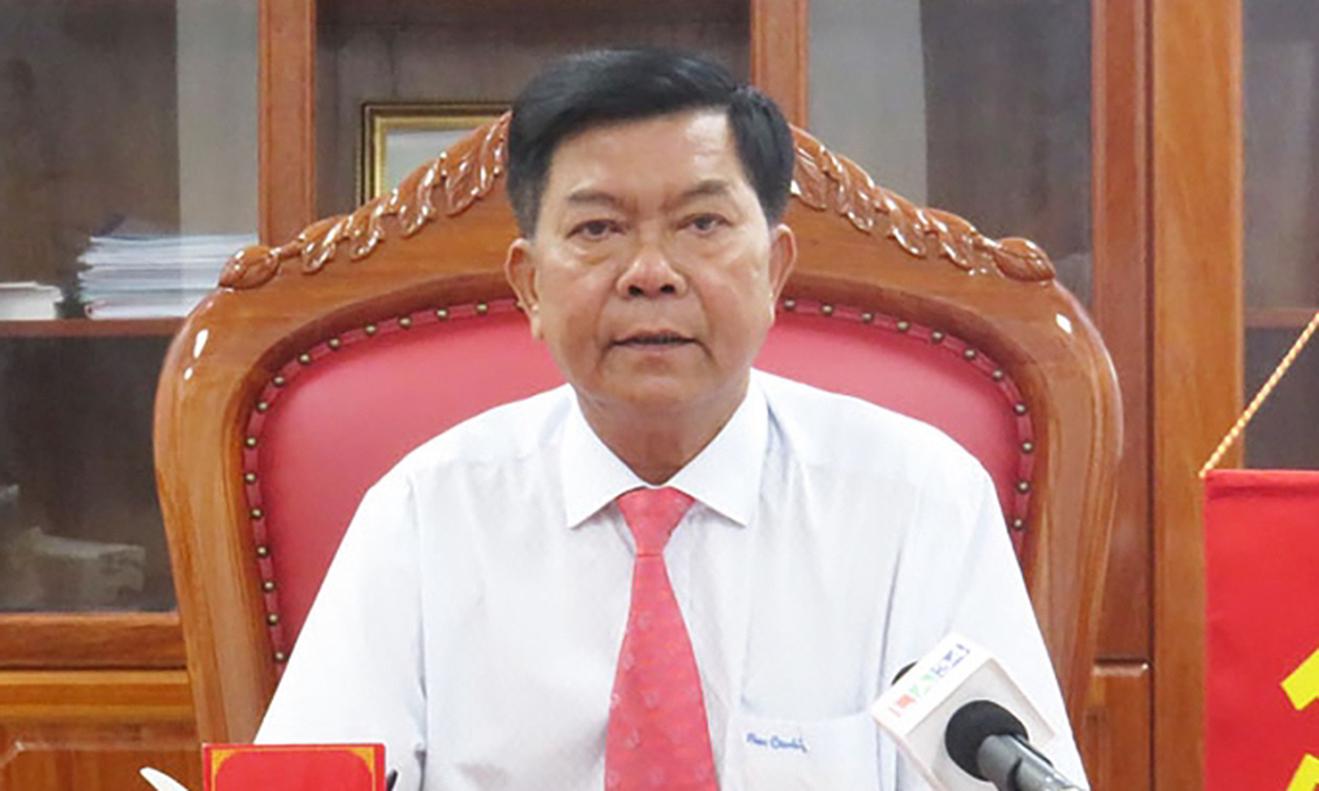 Kỷ luật Cảnh cáo nguyên Chủ tịch Ủy ban nhân dân tỉnh Long An