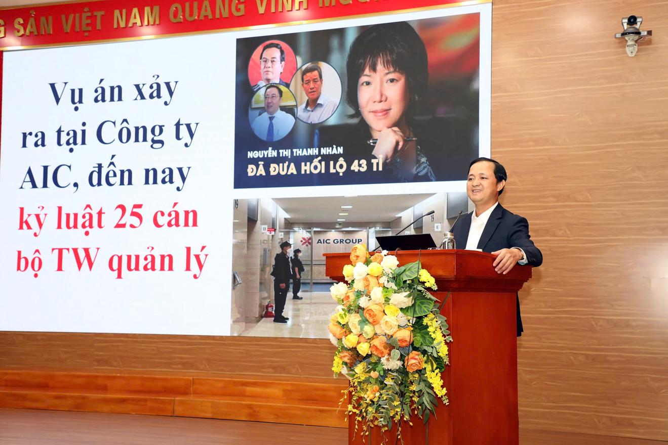 Thúc đẩy sự tự giác, thống nhất cao trong cán bộ, đảng viên về phòng, chống tham nhũng, tiêu cực