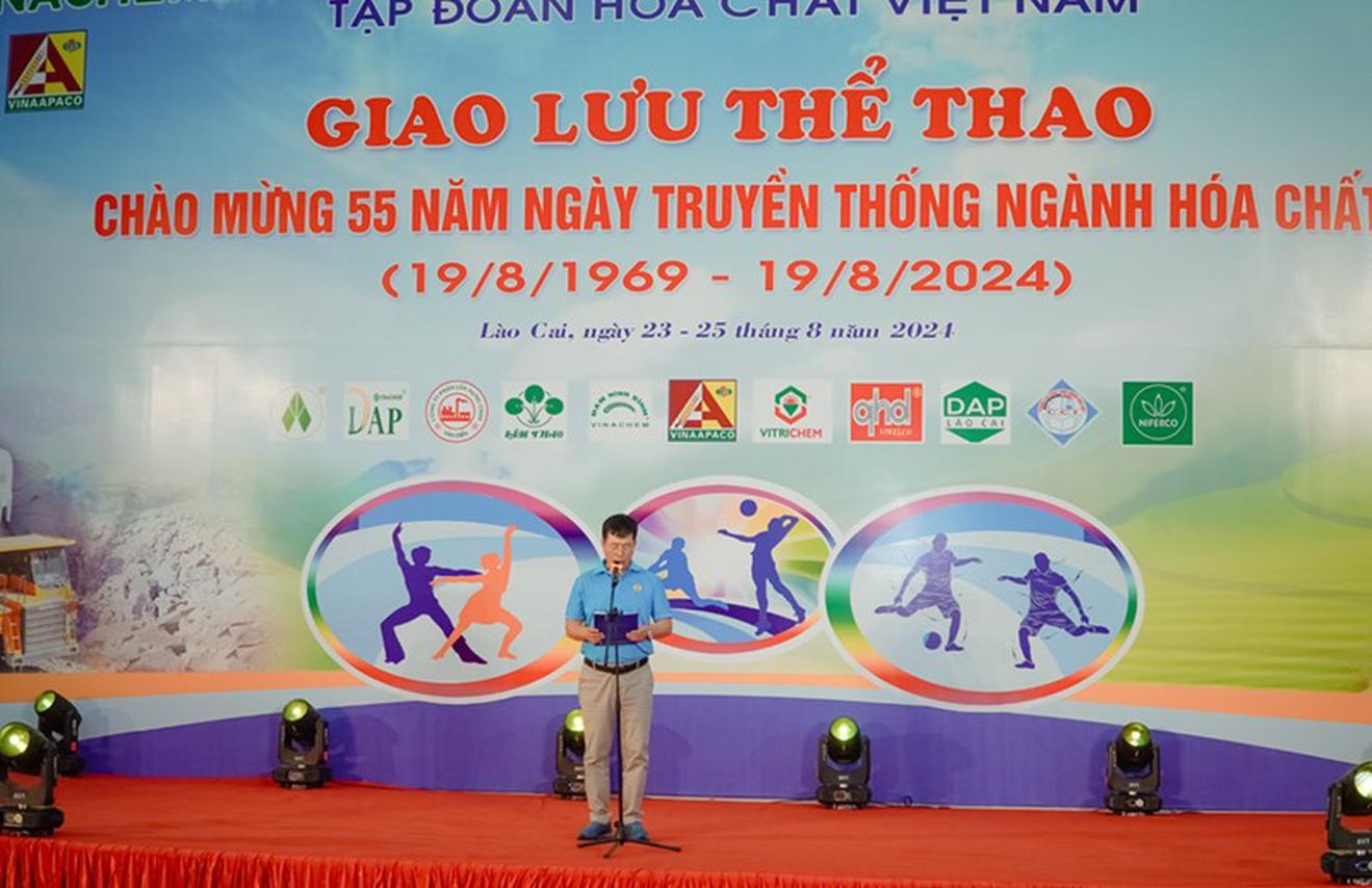 Giao lưu thể thao chào mừng 55 năm Ngày truyền thống Ngành Hóa chất Việt Nam khu vực phía Bắc