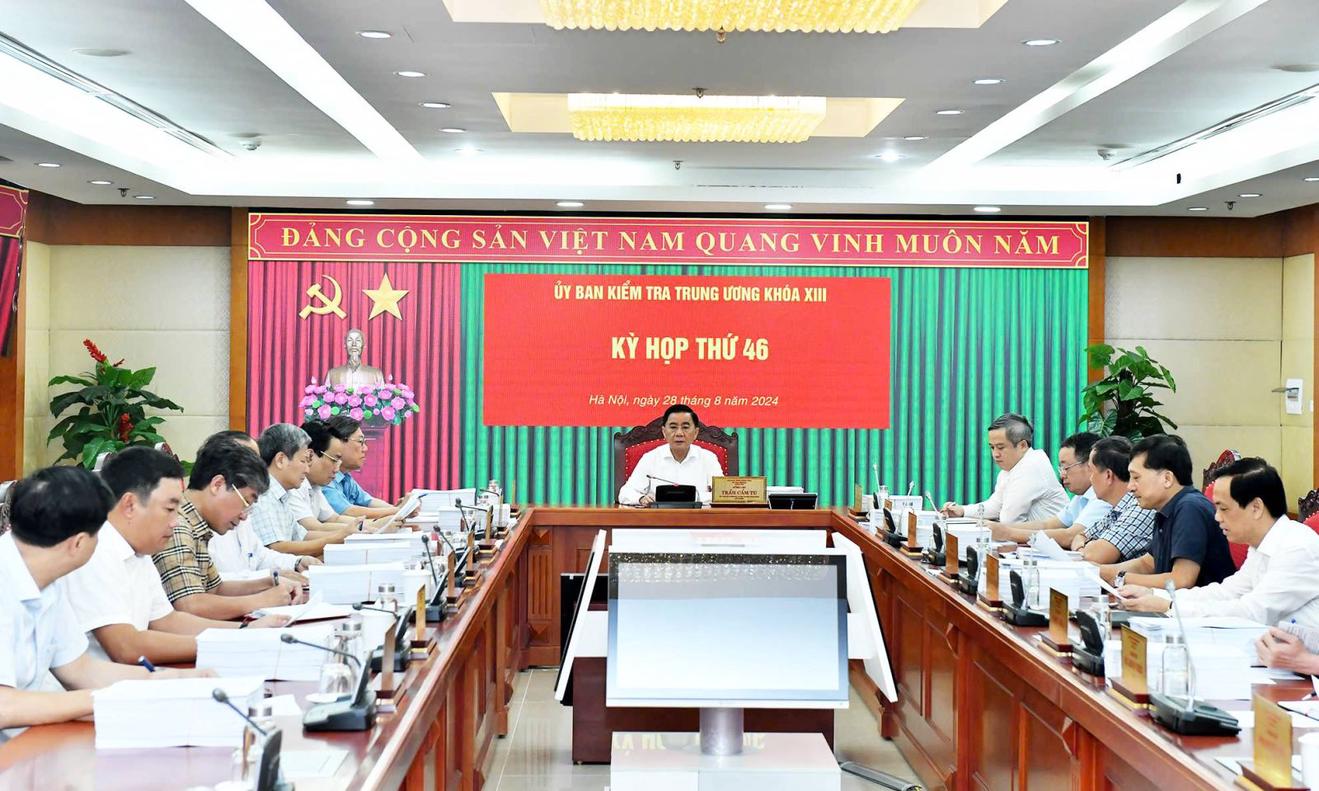 Kỷ luật cảnh cáo Ban cán sự đảng UBND tỉnh Bắc Giang nhiệm kỳ 2021-2026