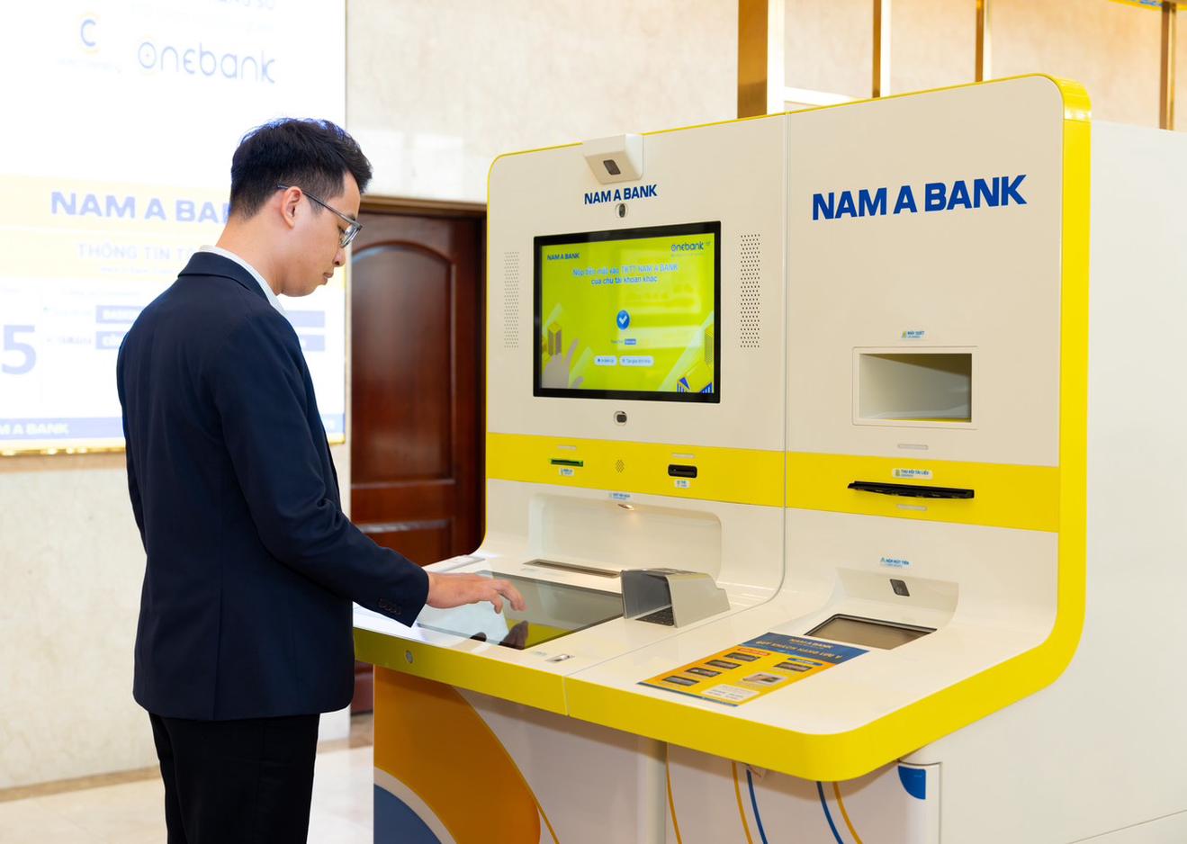 Nam A Bank - Đẩy mạnh thanh toán không tiền mặt dịp lễ