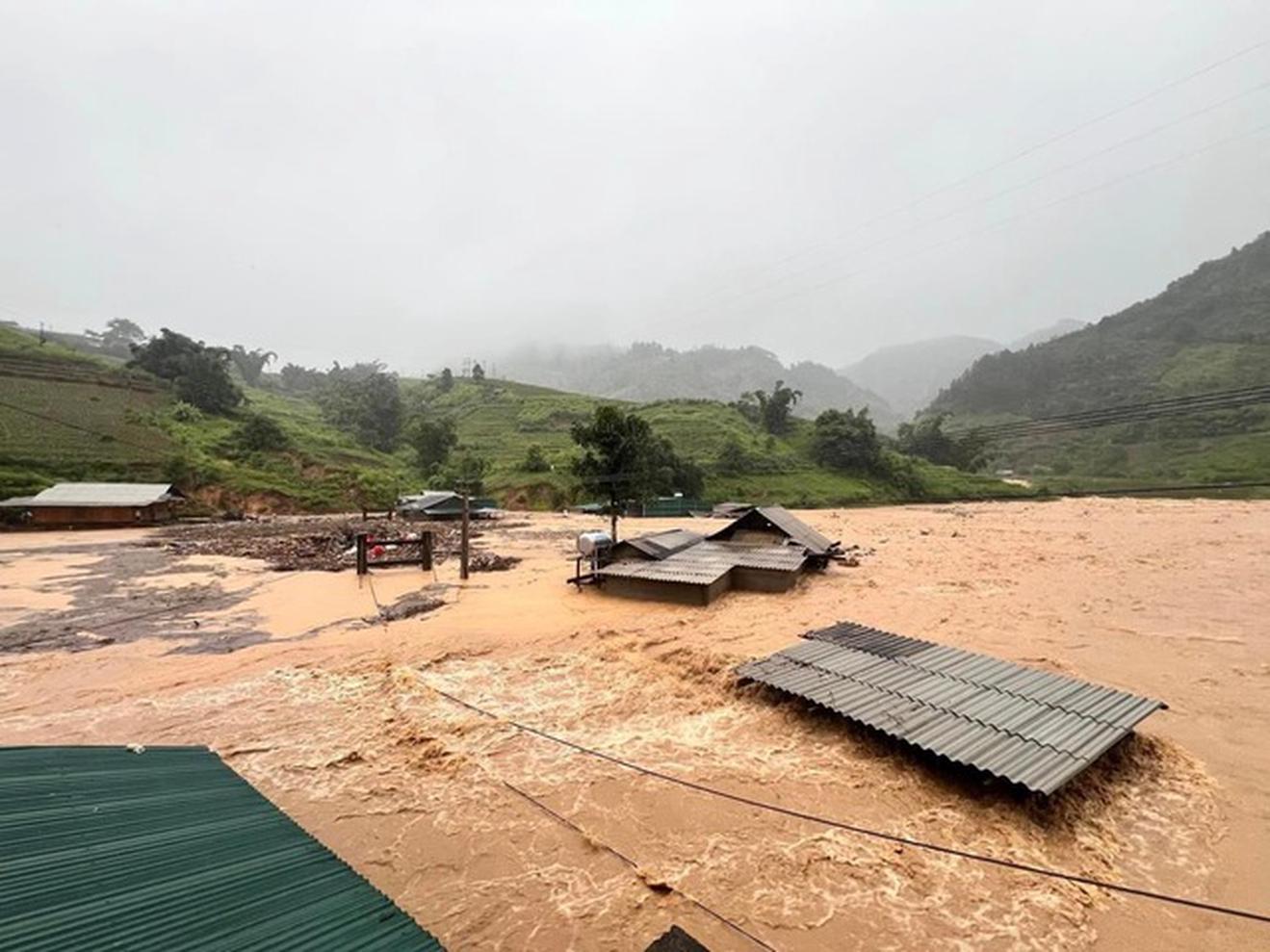 Yên Bái: Đảm bảo ổn định đời sống cho các hộ dân bị ảnh hưởng do thiên tai