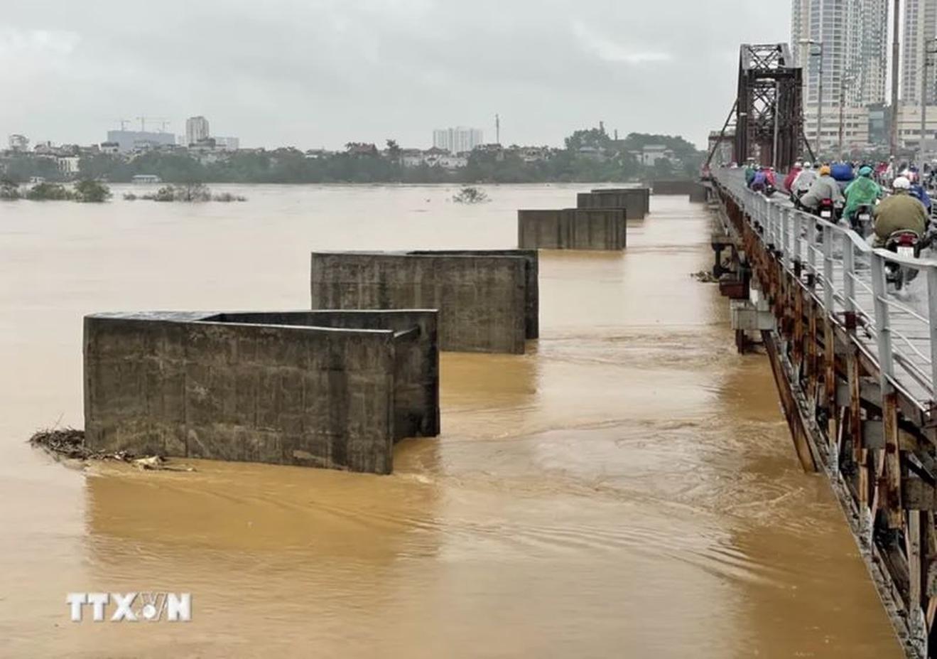 146 người chết, mất tích do bão, lũ và sạt lở đất