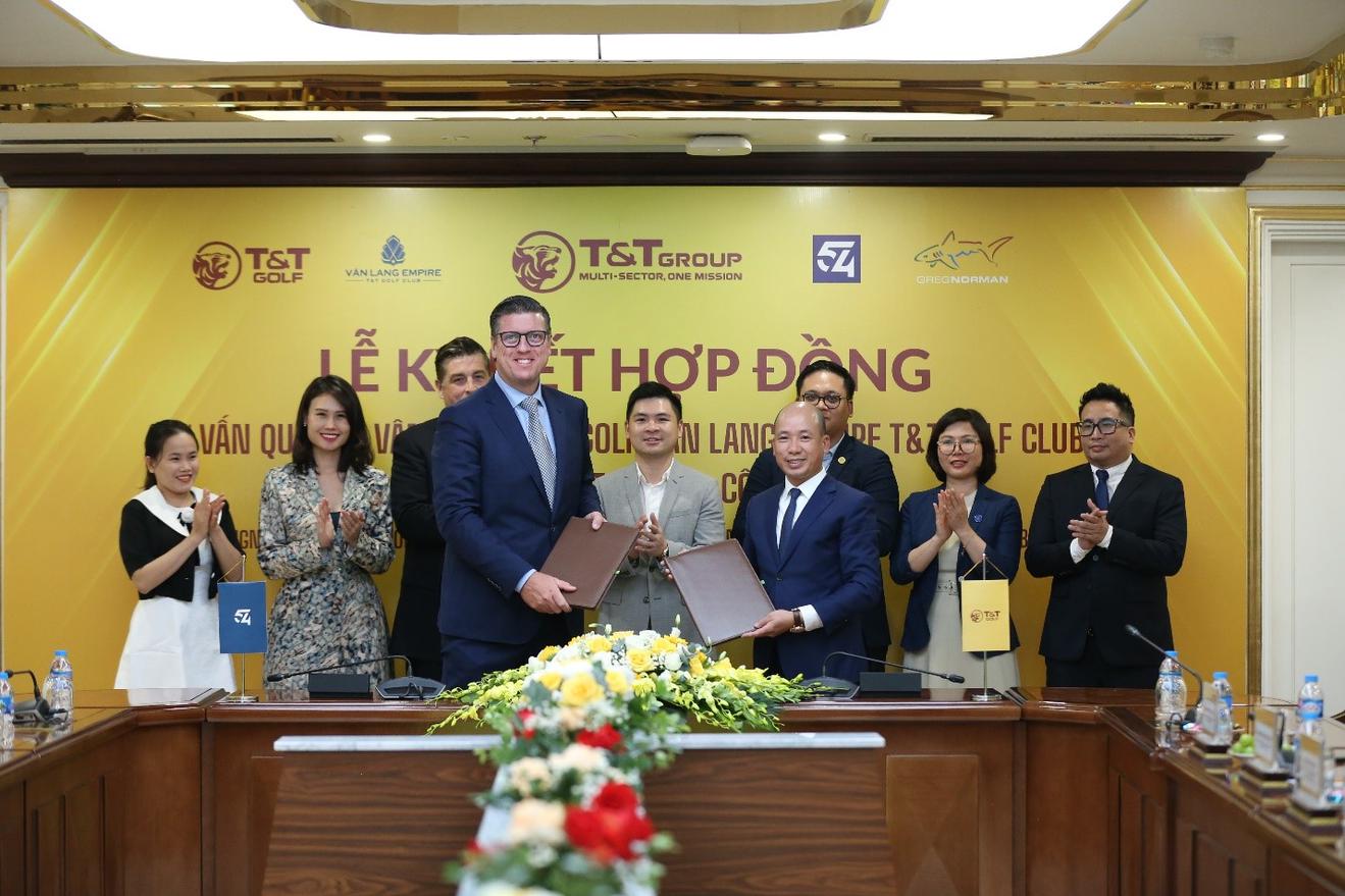 T&T golf hiện thực hoá khát vọng đưa sân golf Văn Lang Empire T&T golf club đạt chuẩn quốc tế qua việc hợp tác cùng tập đoàn 54