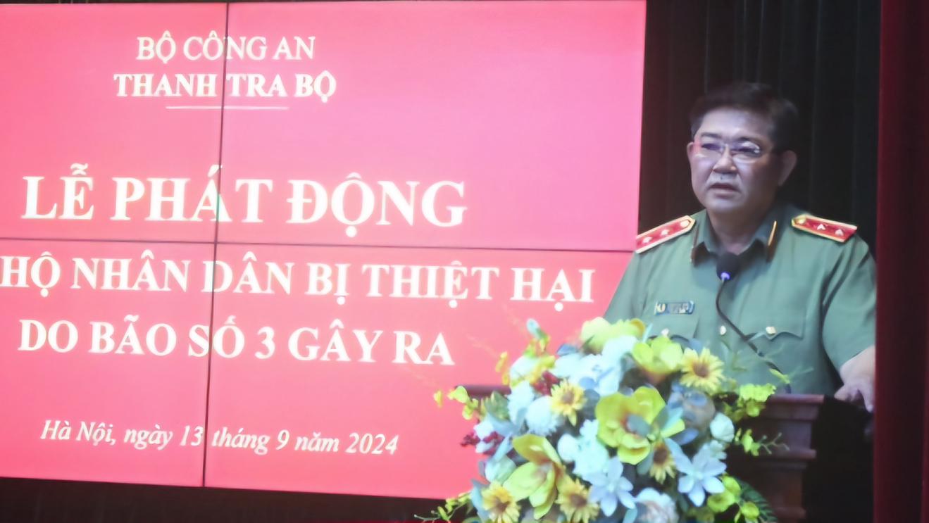 Thanh tra Bộ Công an ủng hộ khắc phục hậu quả bão số 3