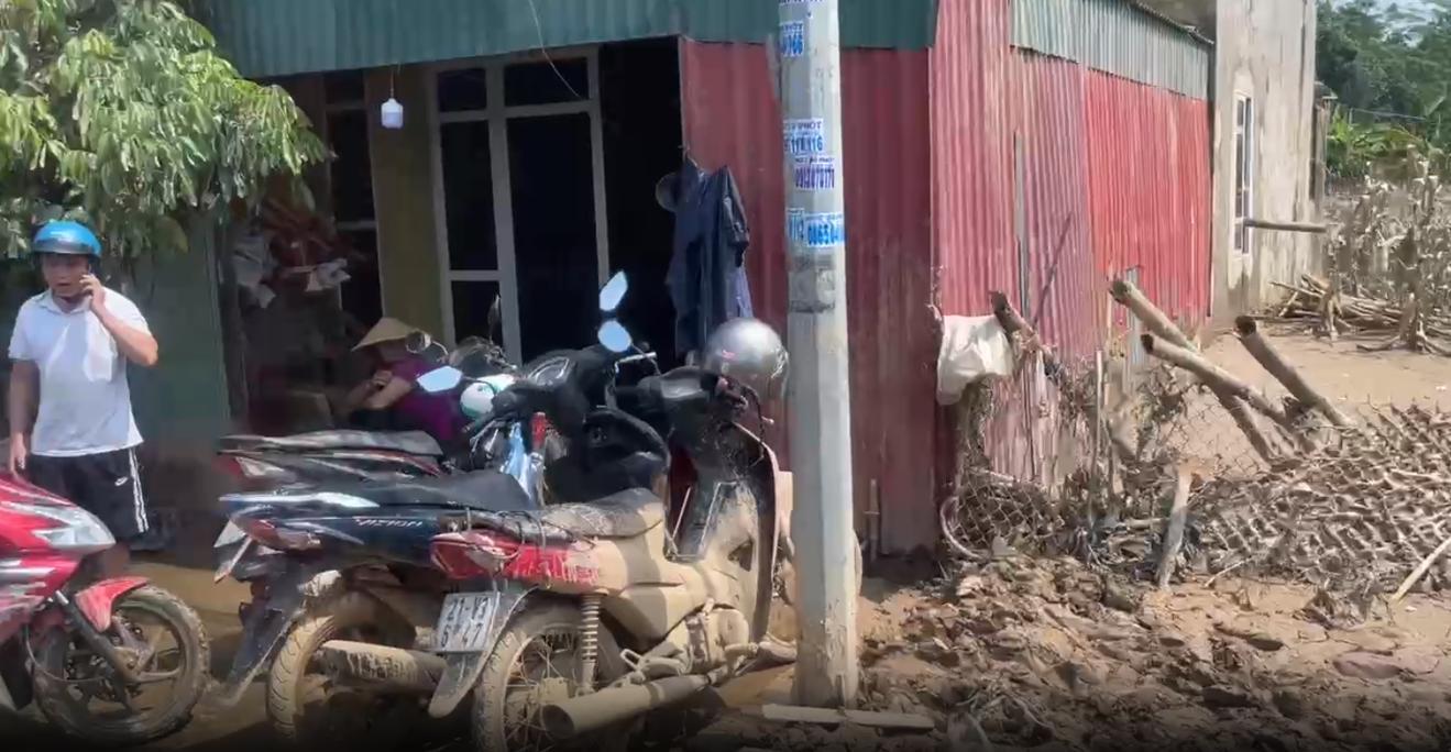 Xuất cấp lương thực, hóa chất khử khuẩn khắc phục hậu quả bão số 3