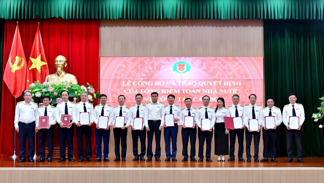 Điều động, bổ nhiệm 21 Vụ trưởng, Kiểm toán trưởng, Phó Kiểm toán trưởng