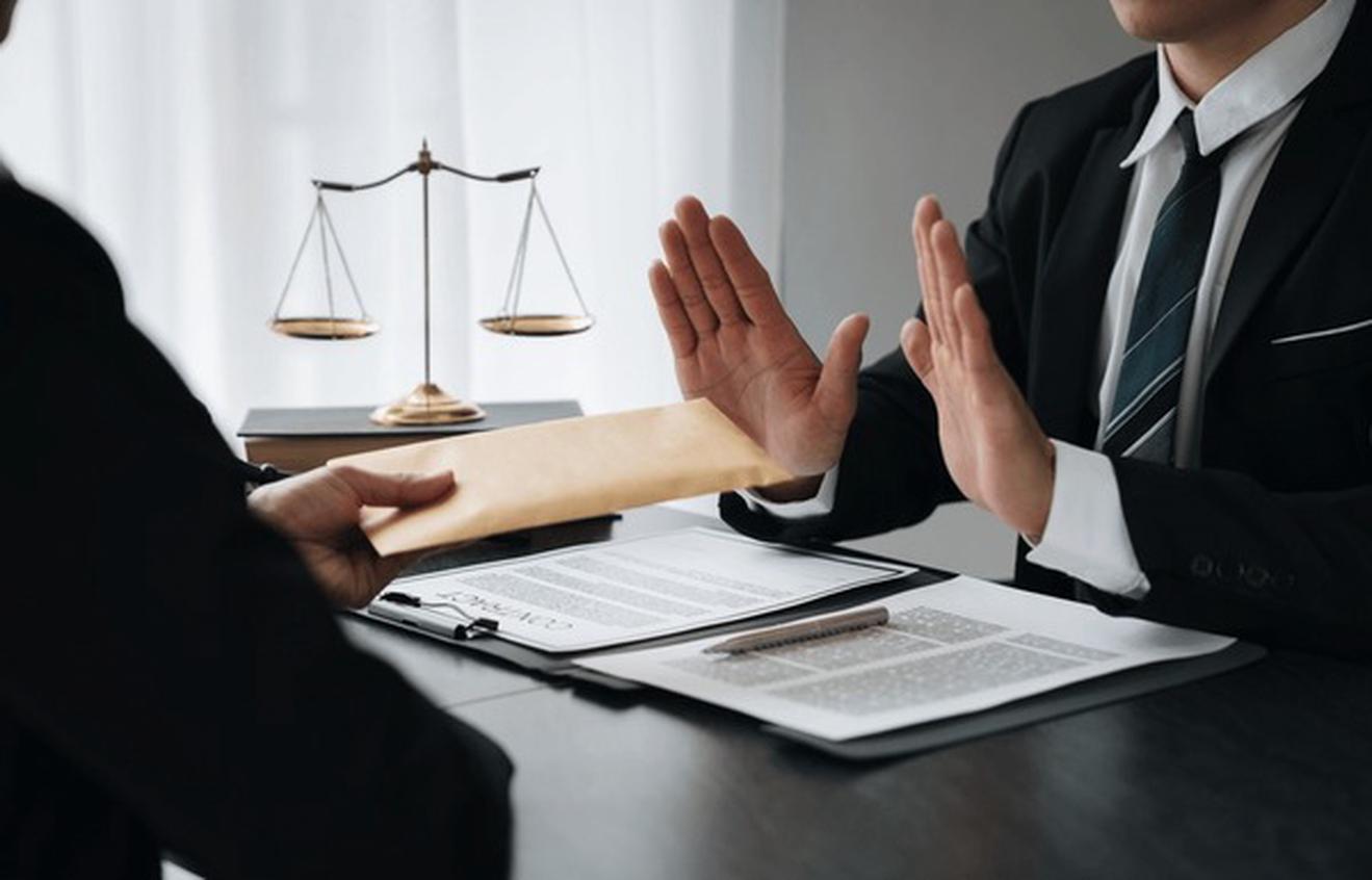 OECD và cuộc chiến chống hối lộ: Vai trò của Nhóm Công tác quốc tế