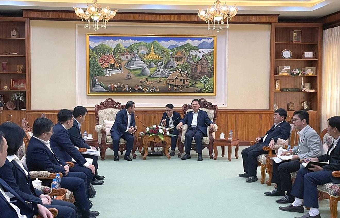 Bí thư Đảng ủy, Chủ tịch HĐTV Tập đoàn Hóa chất Việt Nam làm việc tại CHDCND Lào