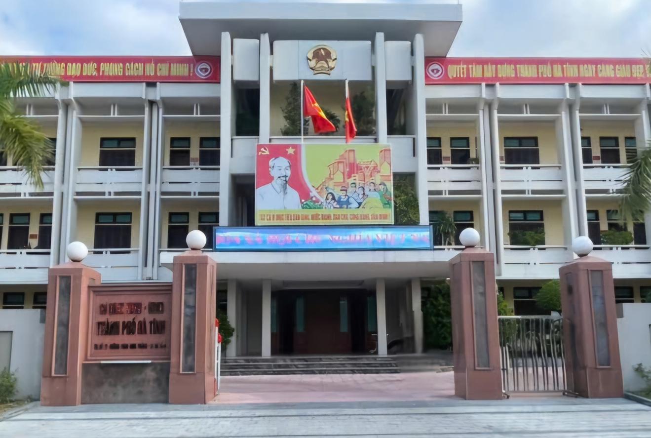 Thanh tra trách nhiệm tại UBND TP Hà Tĩnh 