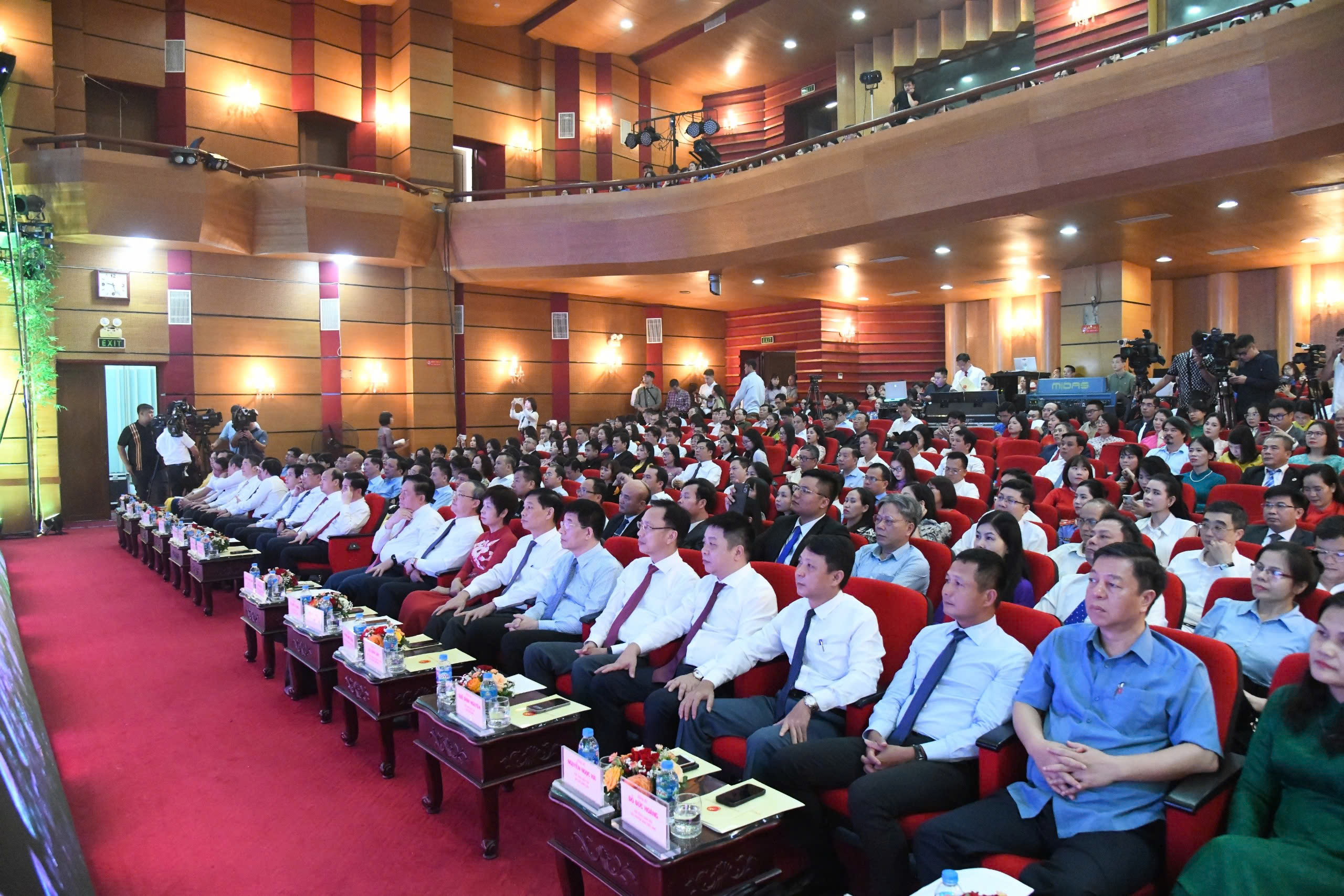 Các đại biểu tham dự Lễ Tổng kết và Trao giải. Ảnh: Huy Trần