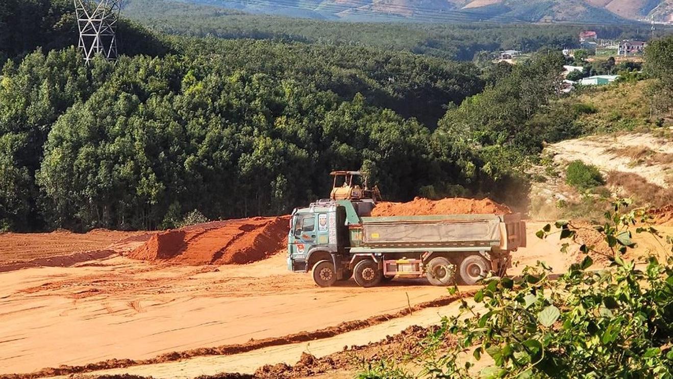 Tăng cường thanh tra, kiểm tra hoạt động khai thác khoáng sản
