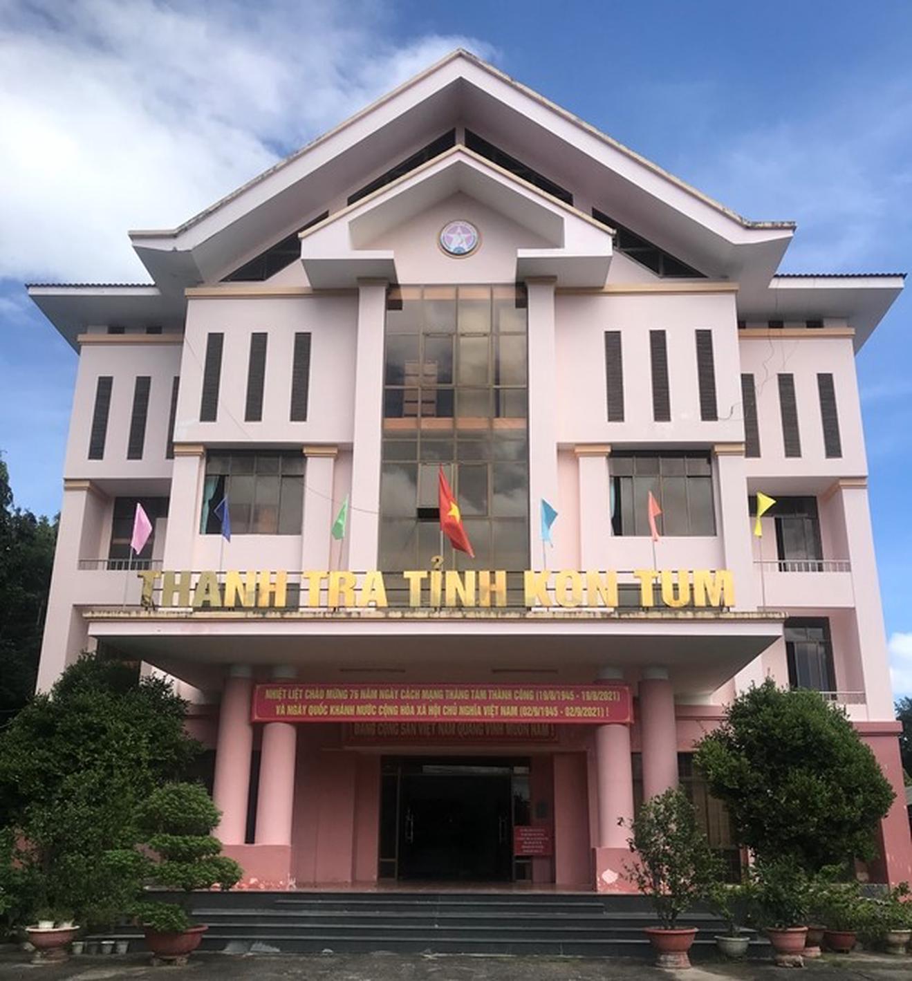 Thanh tra tỉnh Kon Tum có 4 phòng nghiệp vụ và tương đương