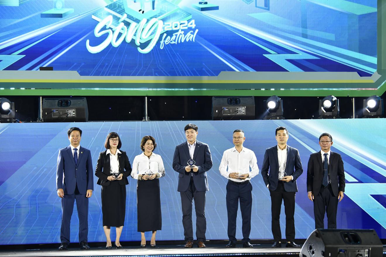 Bac A Bank đồng hành cùng ngày thẻ Việt Nam