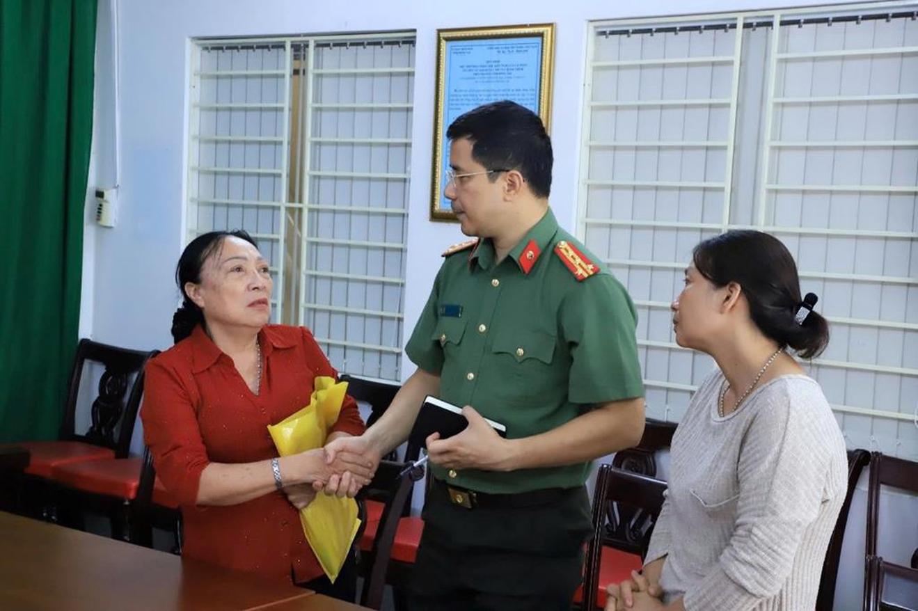 Giám đốc Công an tỉnh Đồng Nai tiếp công dân định kỳ tháng 10/2024