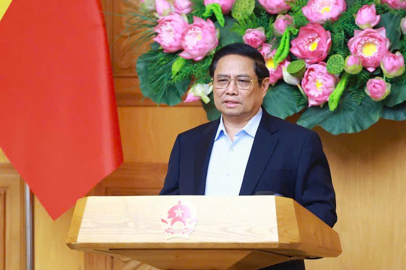 Lấy con người là trung tâm, không hy sinh tiến bộ, công bằng để chạy theo tăng trưởng đơn thuần
