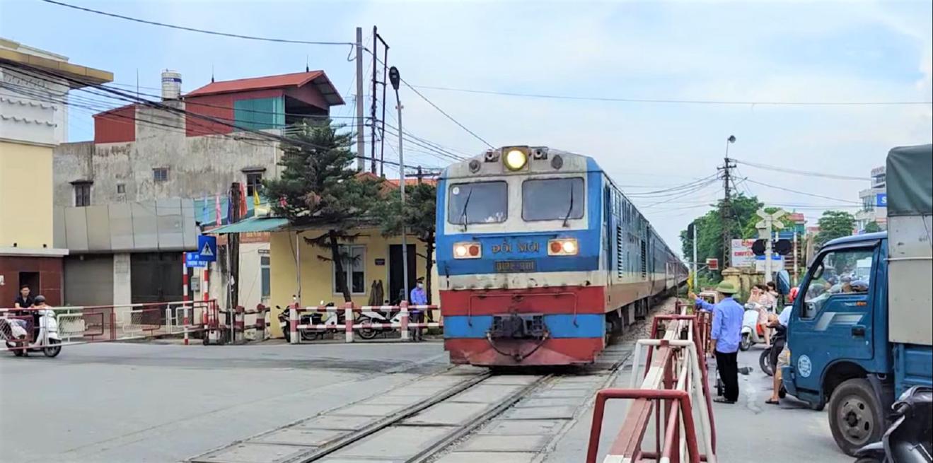 Sửa chữa, bổ sung tín hiệu tại 184 đường ngang có gác