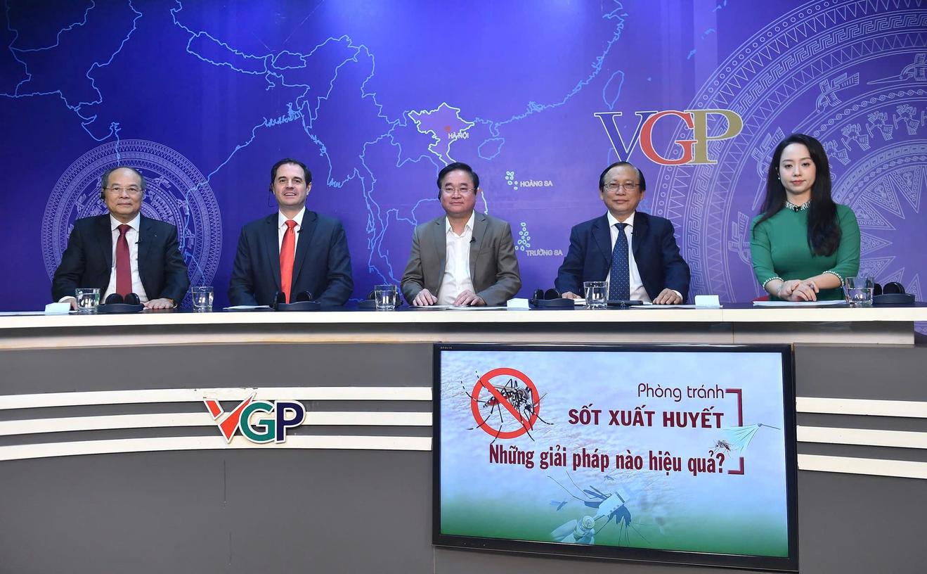 Vaccine là công cụ bổ trợ quý giá cho phòng tránh sốt xuất huyết