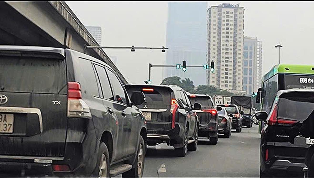 Hà Nội nghiên cứu cấm ô tô, bước tiến lớn cho môi trường sống xanh