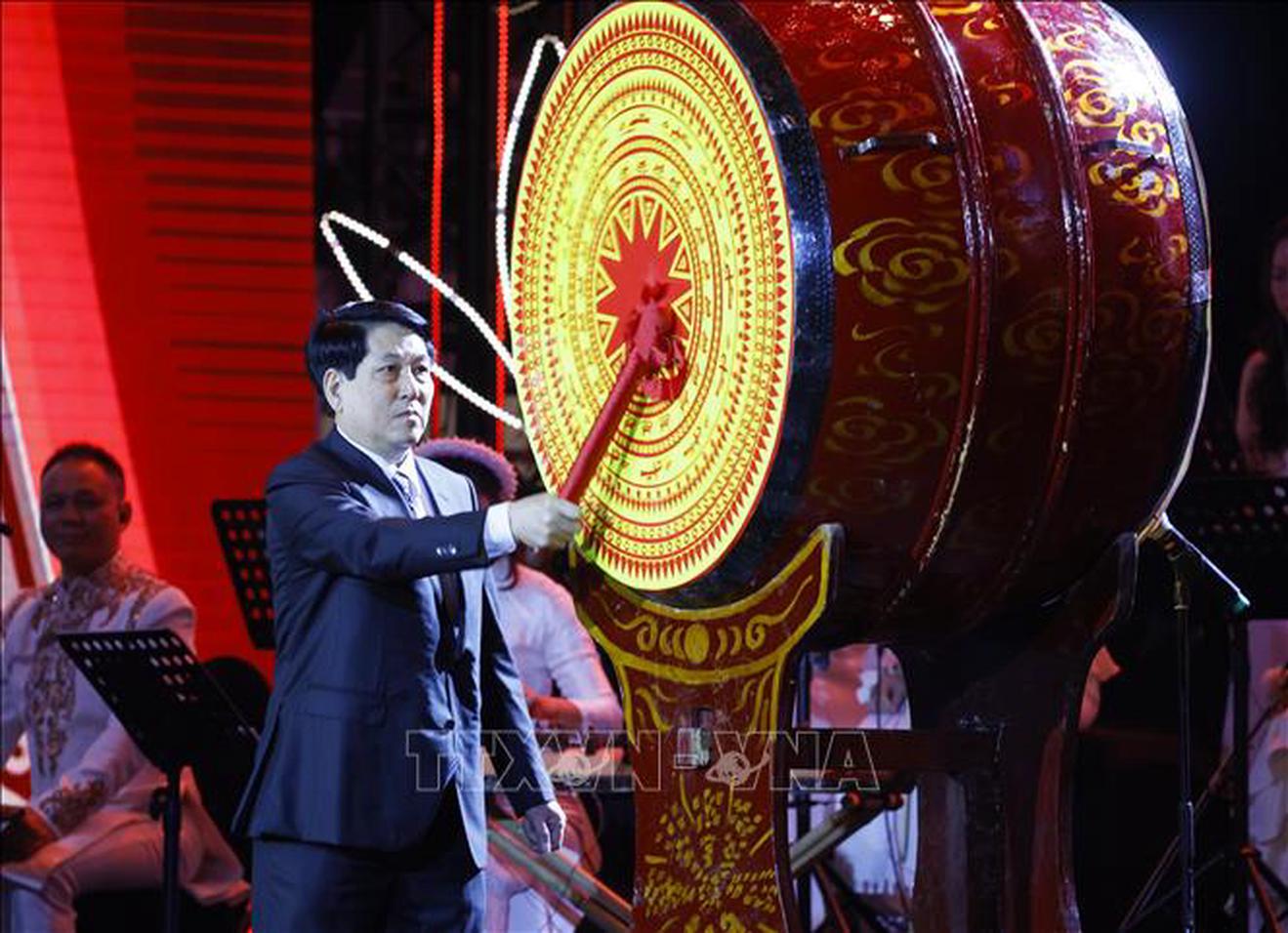 Phát biểu của Chủ tịch nước Lương Cường tại Chương trình Xuân Quê hương 2025